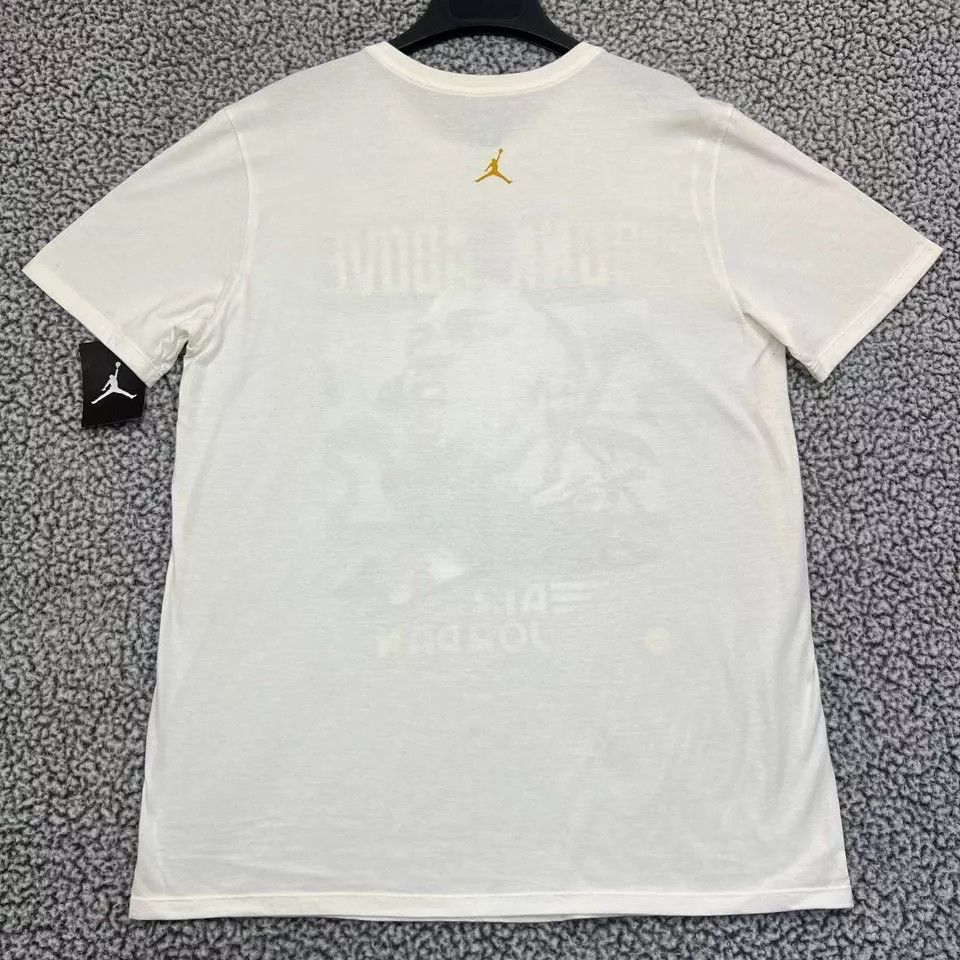 Jordan Brand Air Jordan Shirt Men Dunk from Above Jumpman Crew Neck New L Size US L / EU 52-54 / 3 - 2 Thumbnail