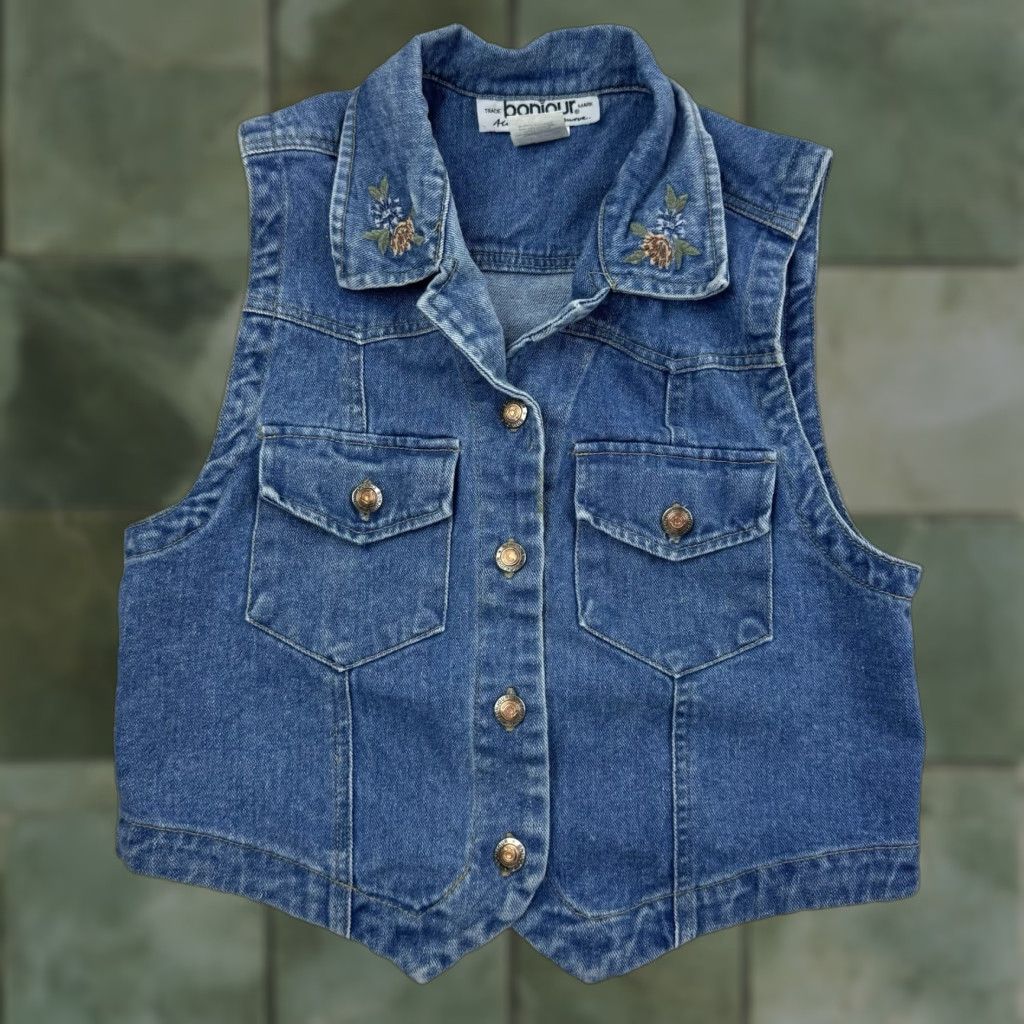Vintage VINTAGE BonJour Denim Vest Womens Medium Blue Embroidered Collar 90s Y2K Sleeveless Shopwear Size M / US 6-8 / IT 42-44 - 1 Thumbnail