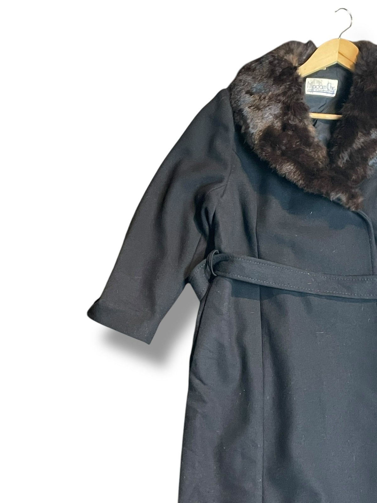 Japanese Brand × Vintage Madam Chic Fluffy Collared Coat (29) Size US S / EU 44-46 / 1 - 2 Thumbnail