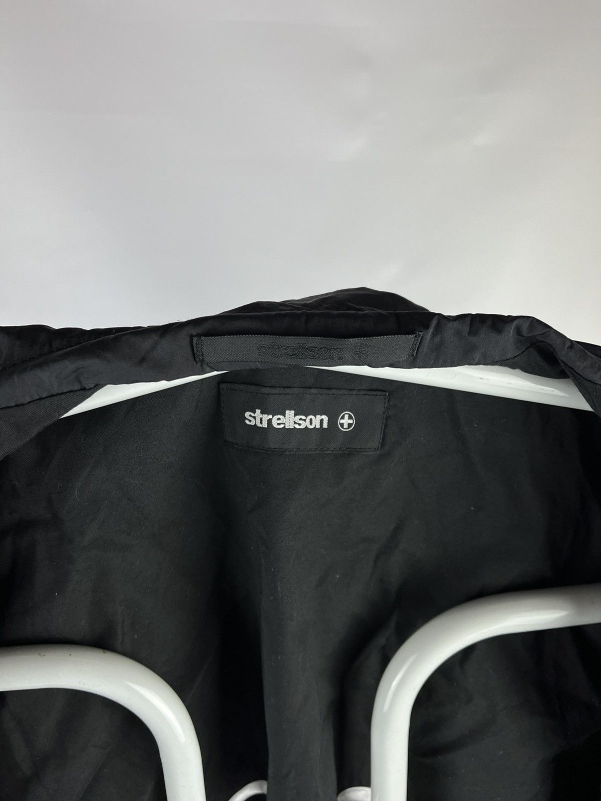 Strellson 🕵️‍♂️Strellson trench coat windbreaker light jacket size EU 48 Size US M / EU 48-50 / 2 - 6 Thumbnail
