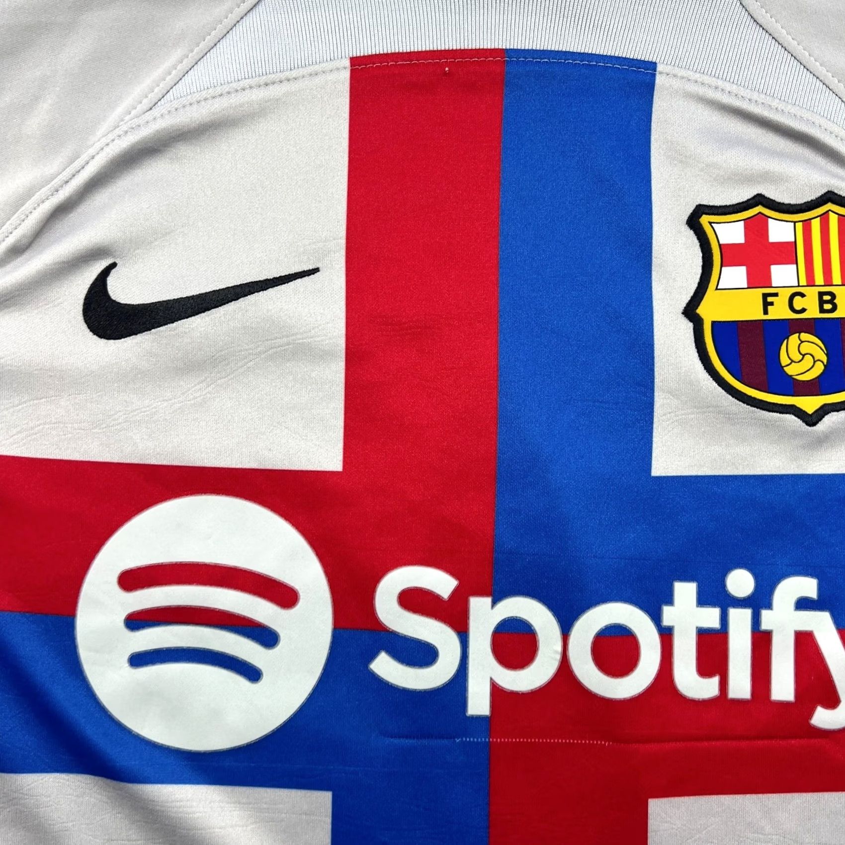 Nike Nike Barcelona 2022 2023 Third Football Shirt Jersey Mens Medium Multicolor Size US M / EU 48-50 / 2 - 6 Thumbnail