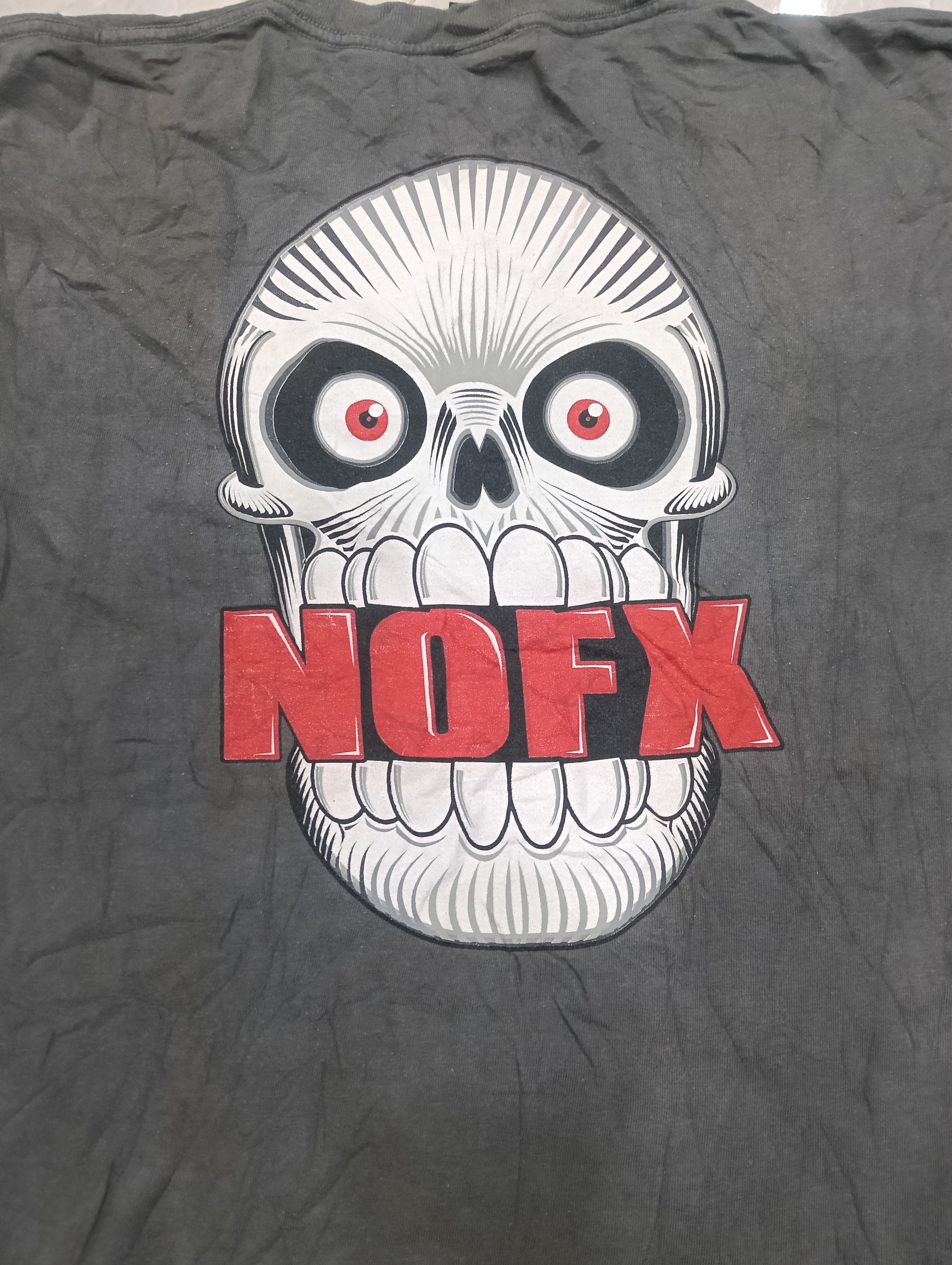 Band Tees Vintage Y2K NOFX Punk Band Size US M / EU 48-50 / 2 - 1 Thumbnail