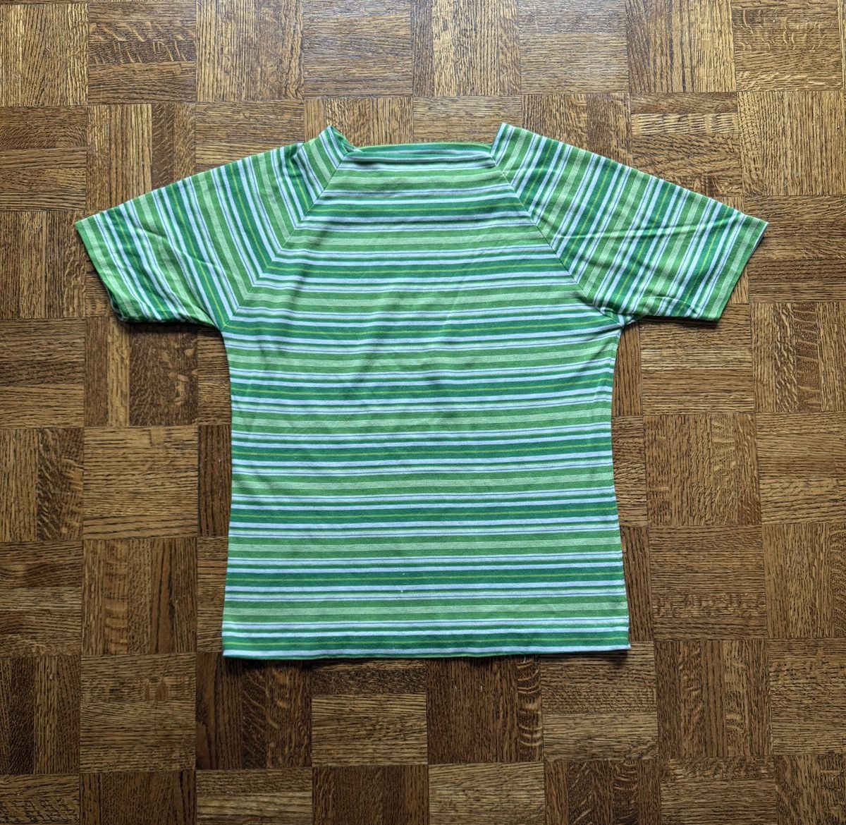 Vintage Vintage 60s Green Raglan Cut Striped Tee Size US S / EU 44-46 / 1 - 1 Thumbnail