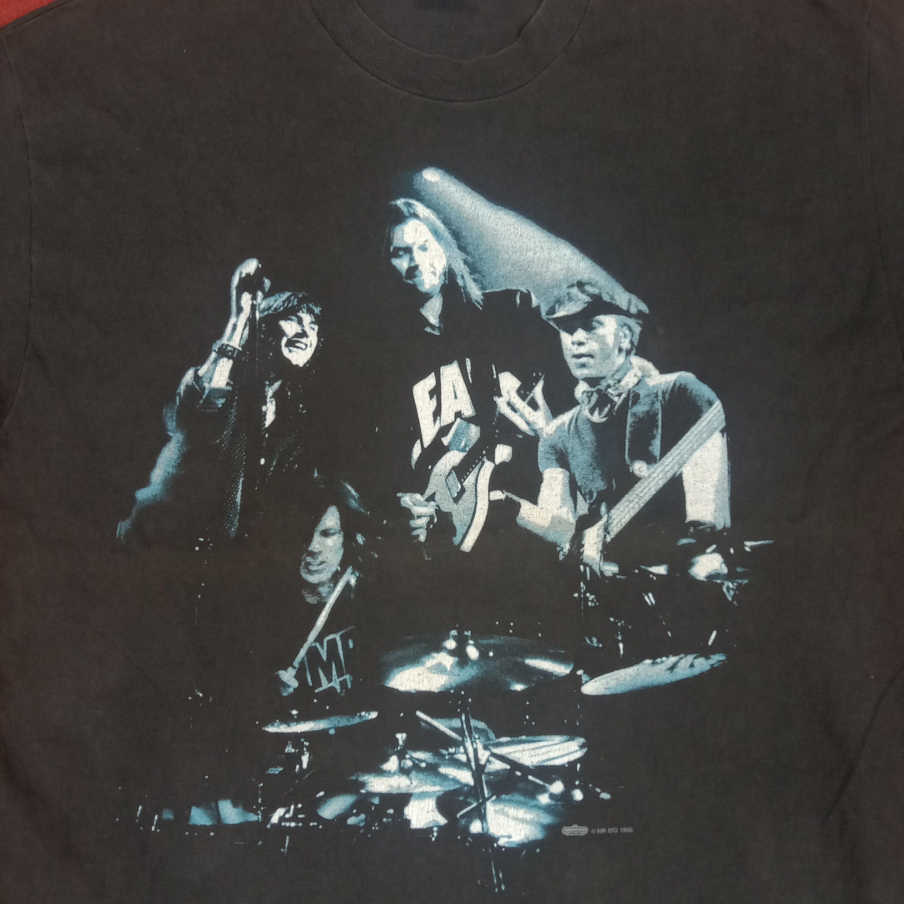Band Tees × Vintage Mr Big Rock Band Music Streetwear Style Vintage Tshirt Size US XL / EU 56 / 4 - 2 Thumbnail