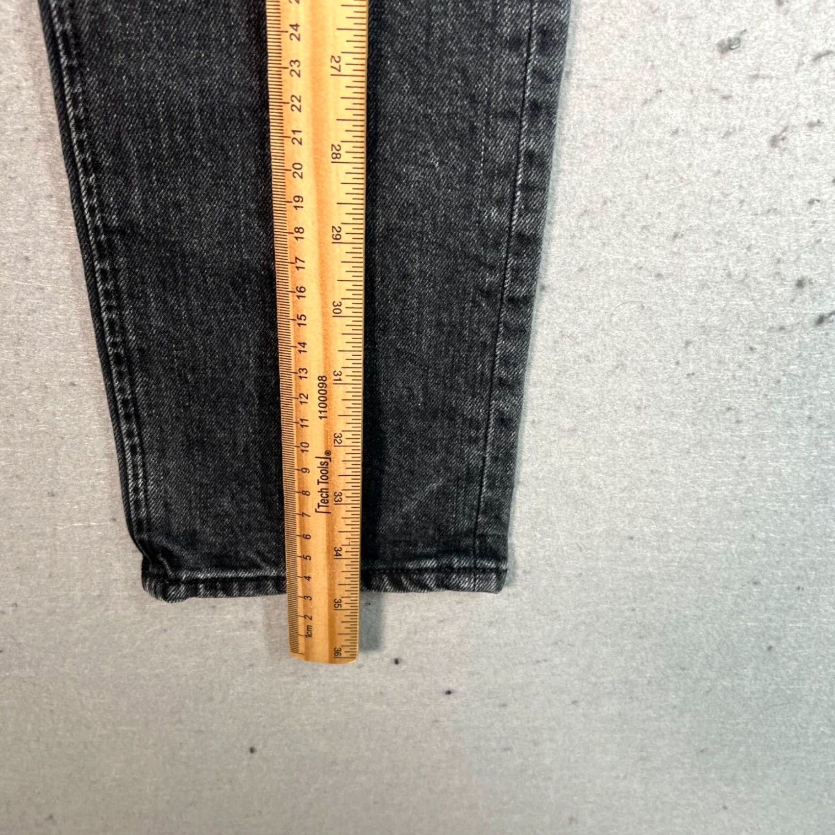 Rag & Bone Rag & Bone Jeans - Denim - Women's Skinny Jeans - Size 25 - Gray - Mid Rise - 25-Inseam - Cotton Blend - Regular - Vintage/Used 8/10 - Womens Size 42" / US 20 - 7 Thumbnail