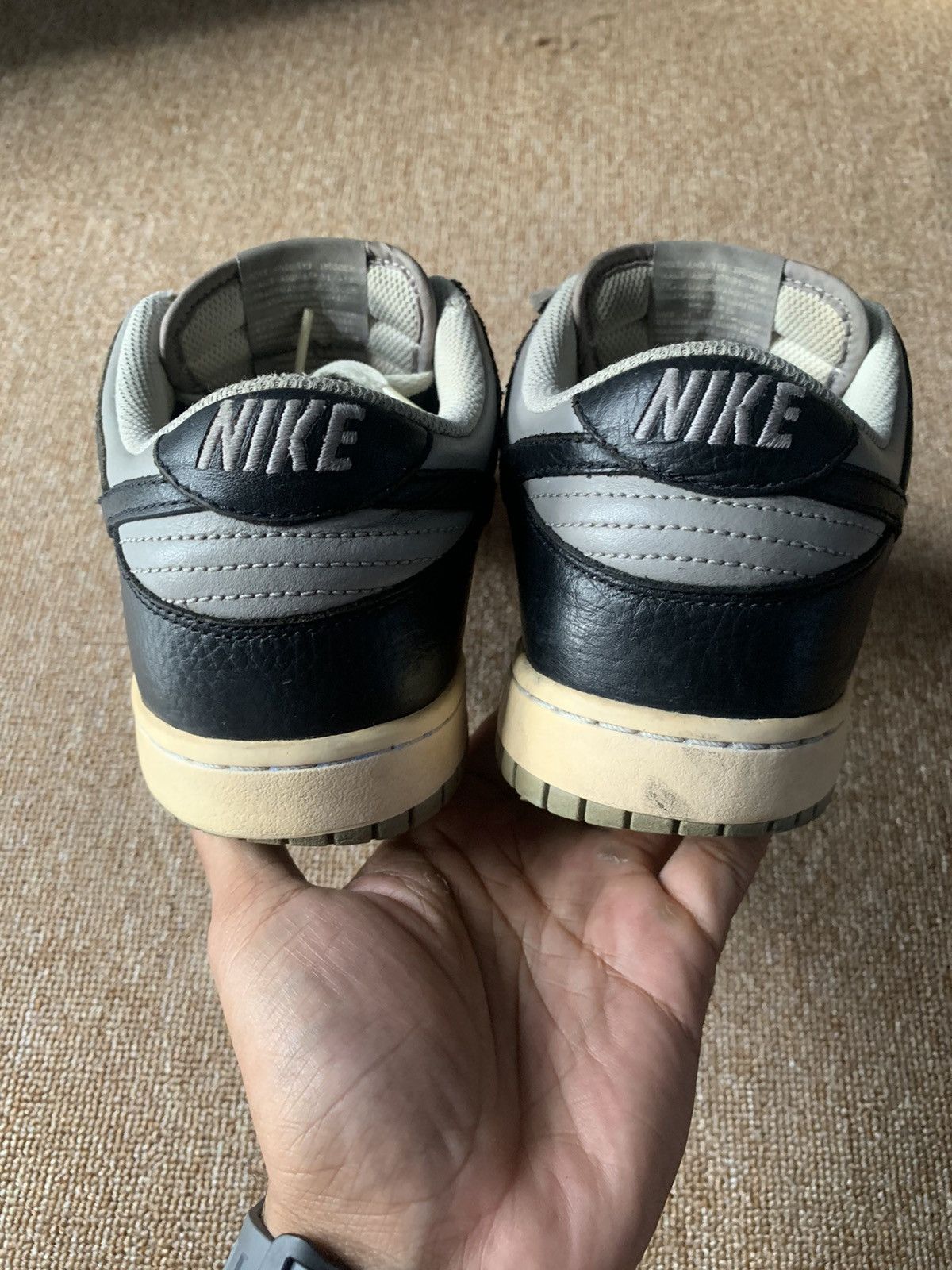 Nike Nike Dunk Low Medium Grey Black 2011 aka Cashmere Size US 9.5 / EU 42-43 - 9 Thumbnail