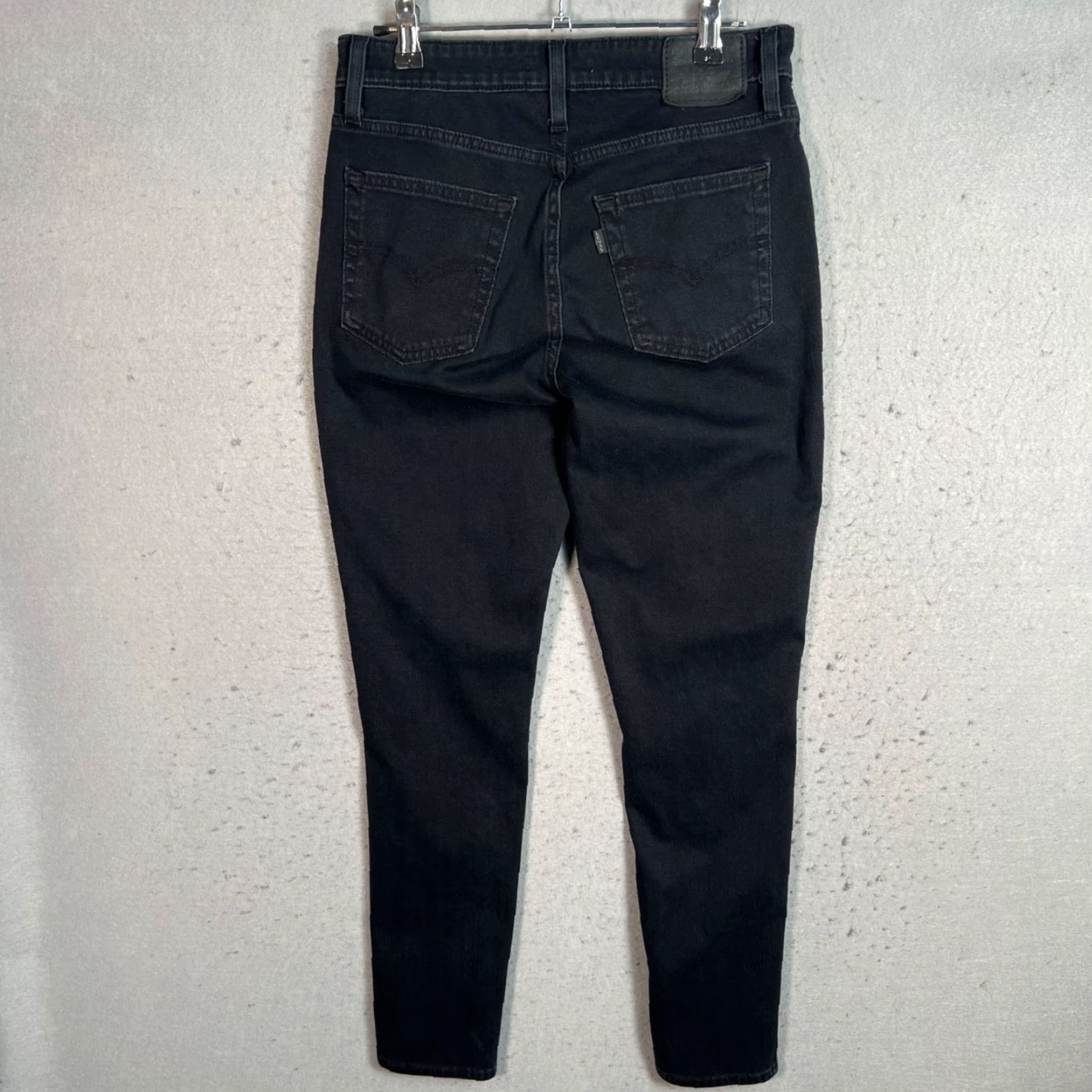 Levi's Levi's 721 High Rise Skinny Black Denim Jeans Womens Size 28 Stretchy Slim Fit Denim Jeans - Levi's 721 - Black - Size 28 - Slim Fit Womens Size 28" / US 6 / IT 42 - 2 Thumbnail