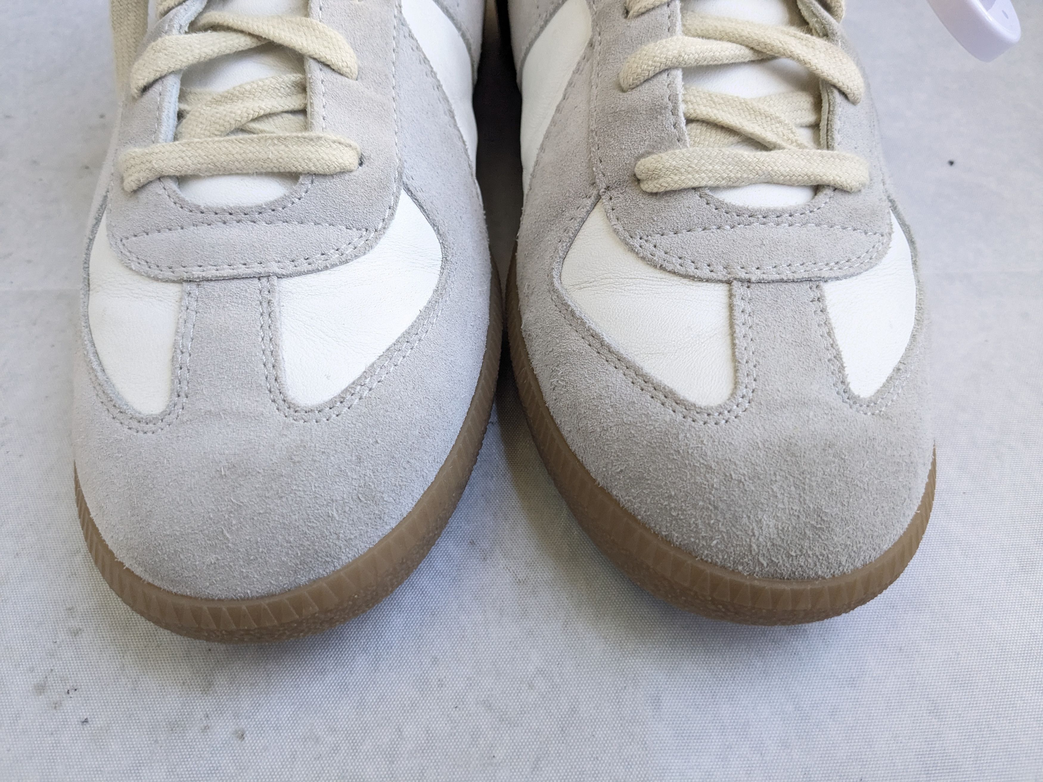 Maison Margiela Maison Margiela GAT Replica Gray White 10.5 43.5 Gum Size US 10.5 / EU 43-44 - 3 Thumbnail