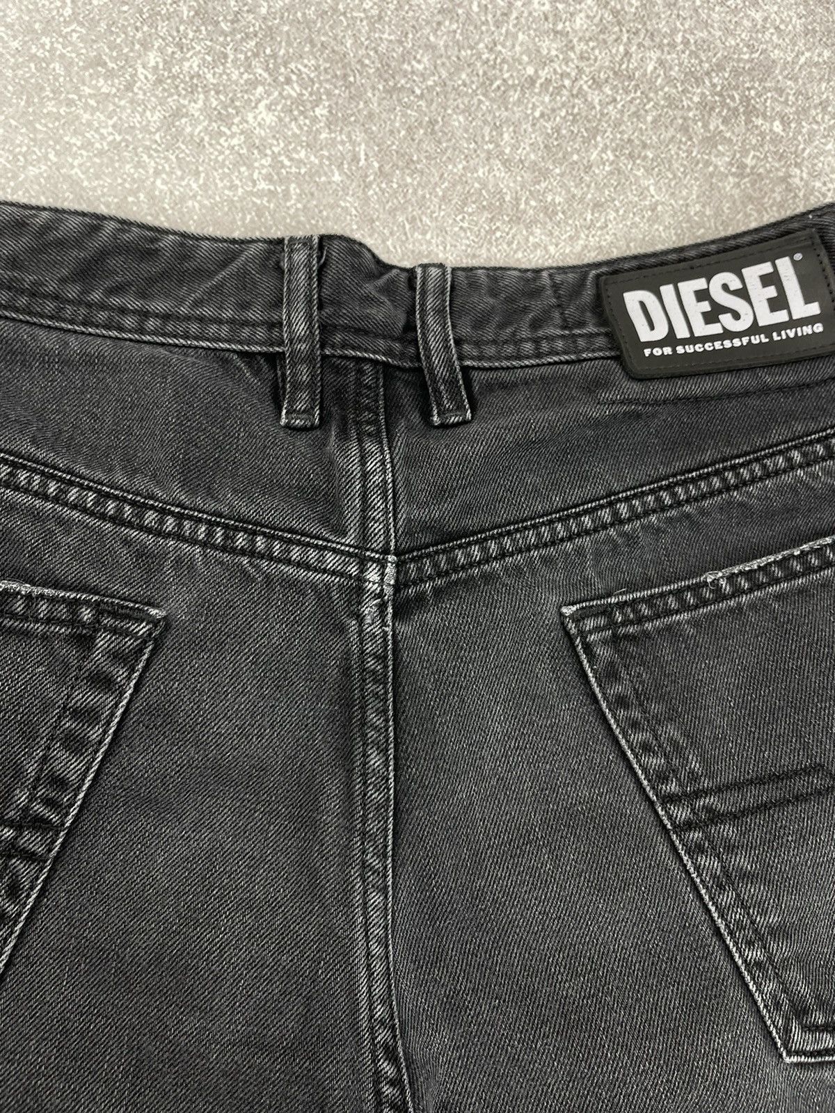 Diesel Diesel D-Willoh Denim Shorts Size 29 Size US 29 - 9 Thumbnail