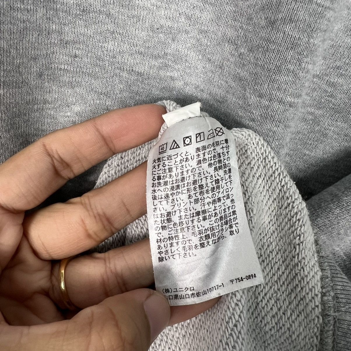 Peanuts UNIQLO X PEANUTS Big Logo Crewneck Sweatshirt #4169-C191 Size US XL / EU 56 / 4 - 14 Thumbnail