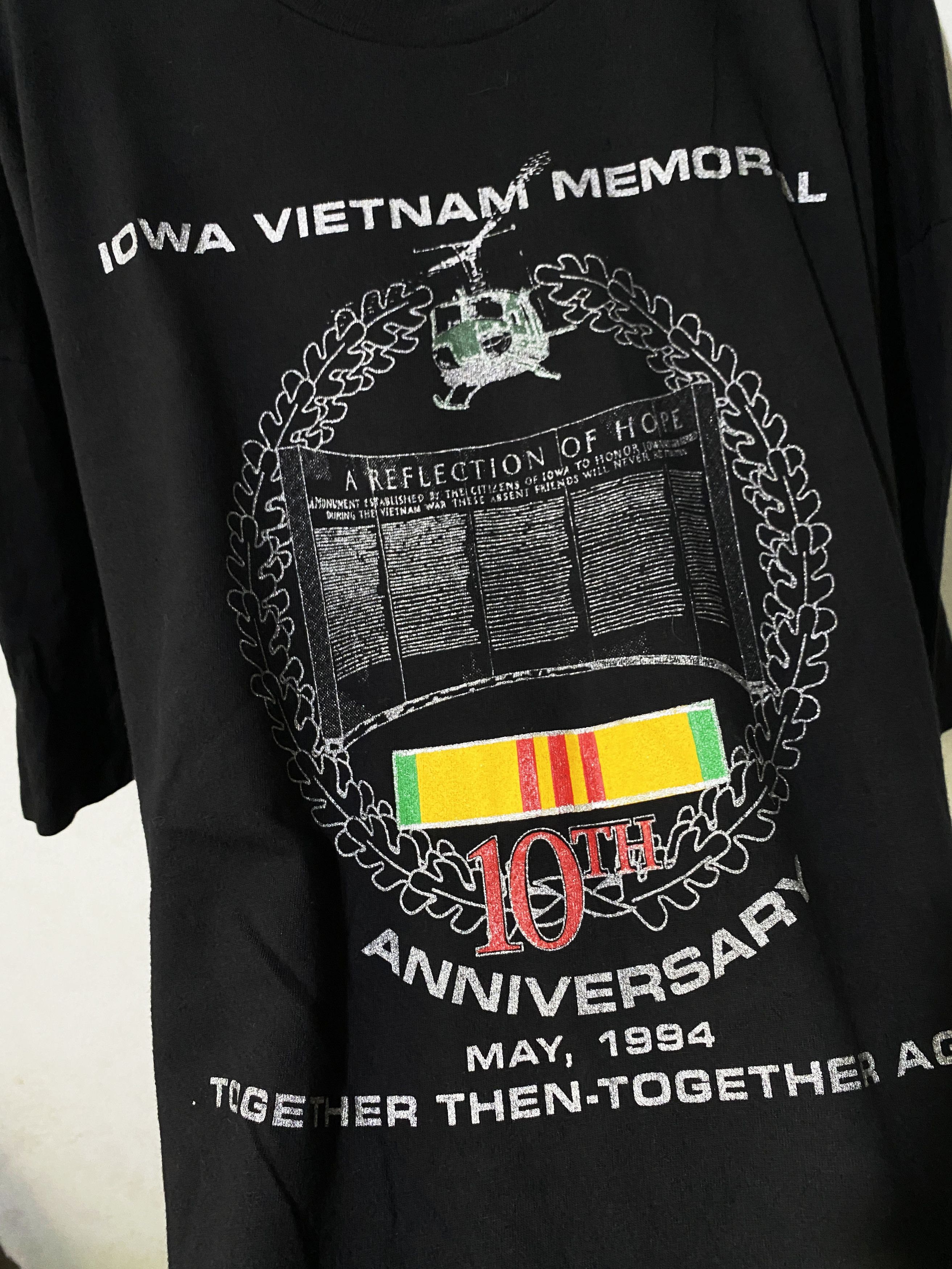 Vintage Vintage 90s Vietnam Veterans Memorial Shirt Size US XXL / EU 58 / 5 - 2 Thumbnail