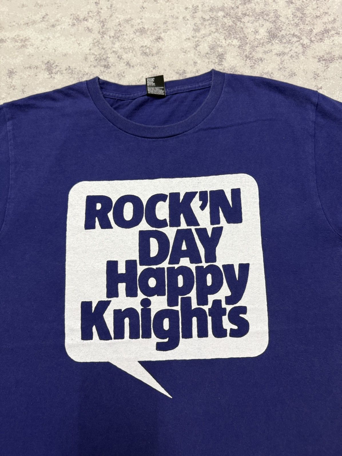 Vintage Design Tshirt Store Graniph Rock’N Day Happy Knight Biglogo Size US S / EU 44-46 / 1 - 2 Thumbnail