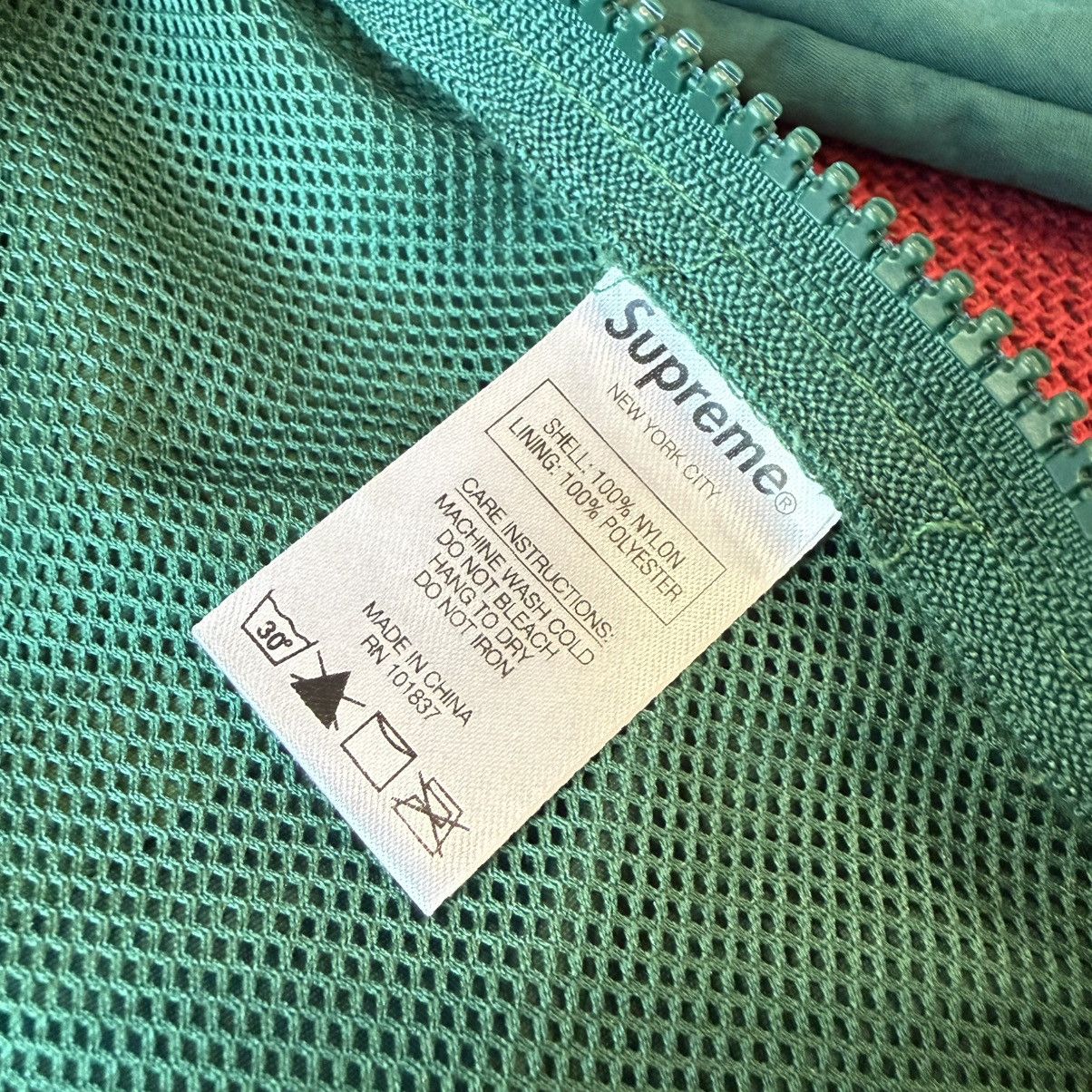 Supreme Used SS18 Supreme Court Half Zip Pullover Dark Green Size L Size US L / EU 52-54 / 3 - 6 Thumbnail