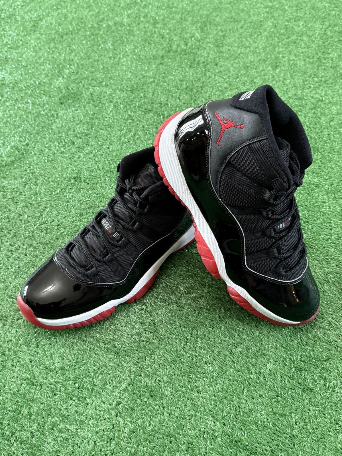 Jordan Brand Nike Air Jordan 11 Retro Bred Size US 11.5 / EU 44-45 - 1 Thumbnail