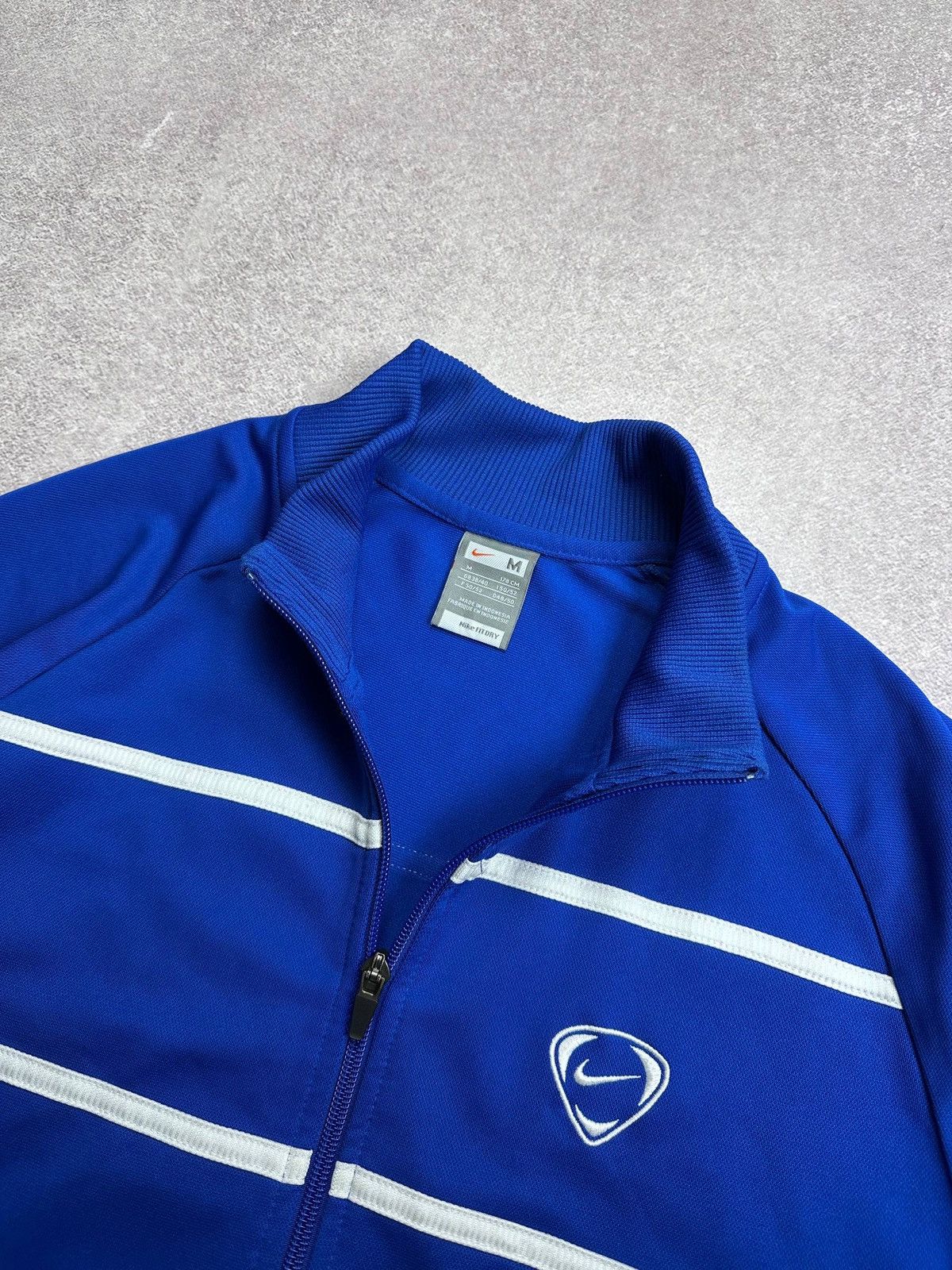 Nike Vintage Nike Swoosh Boxy Zip Track Jacket Rare TN Skepta M Size US M / EU 48-50 / 2 - 5 Thumbnail