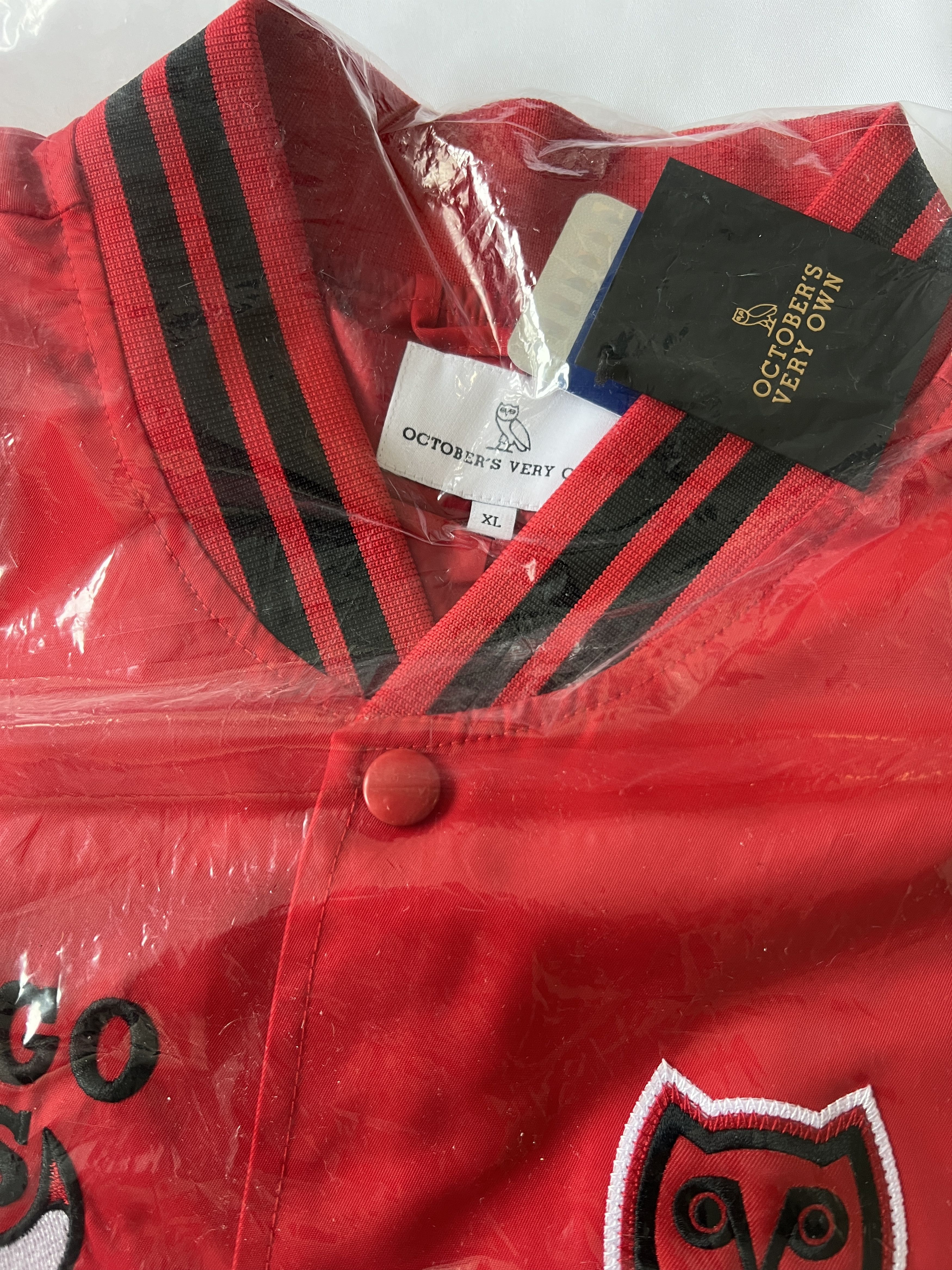 Drake OVO x NBA x CHICAGO BULLS SATIN VARSITY JACKET Size US XXL / EU 58 / 5 - 4 Thumbnail