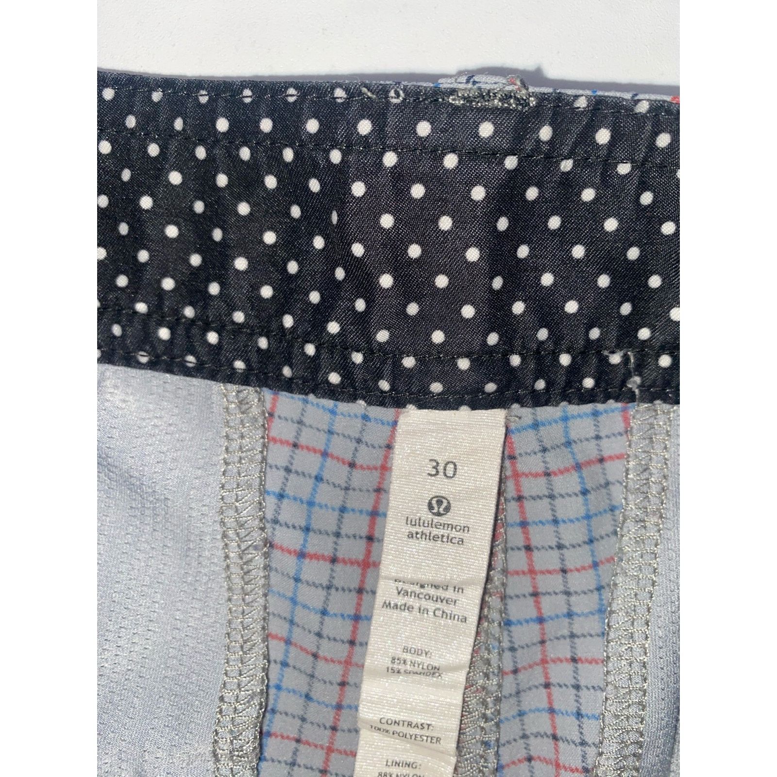 Lululemon Lululemon Mens plaid chino shorts Size US 30 / EU 46 - 4 Thumbnail