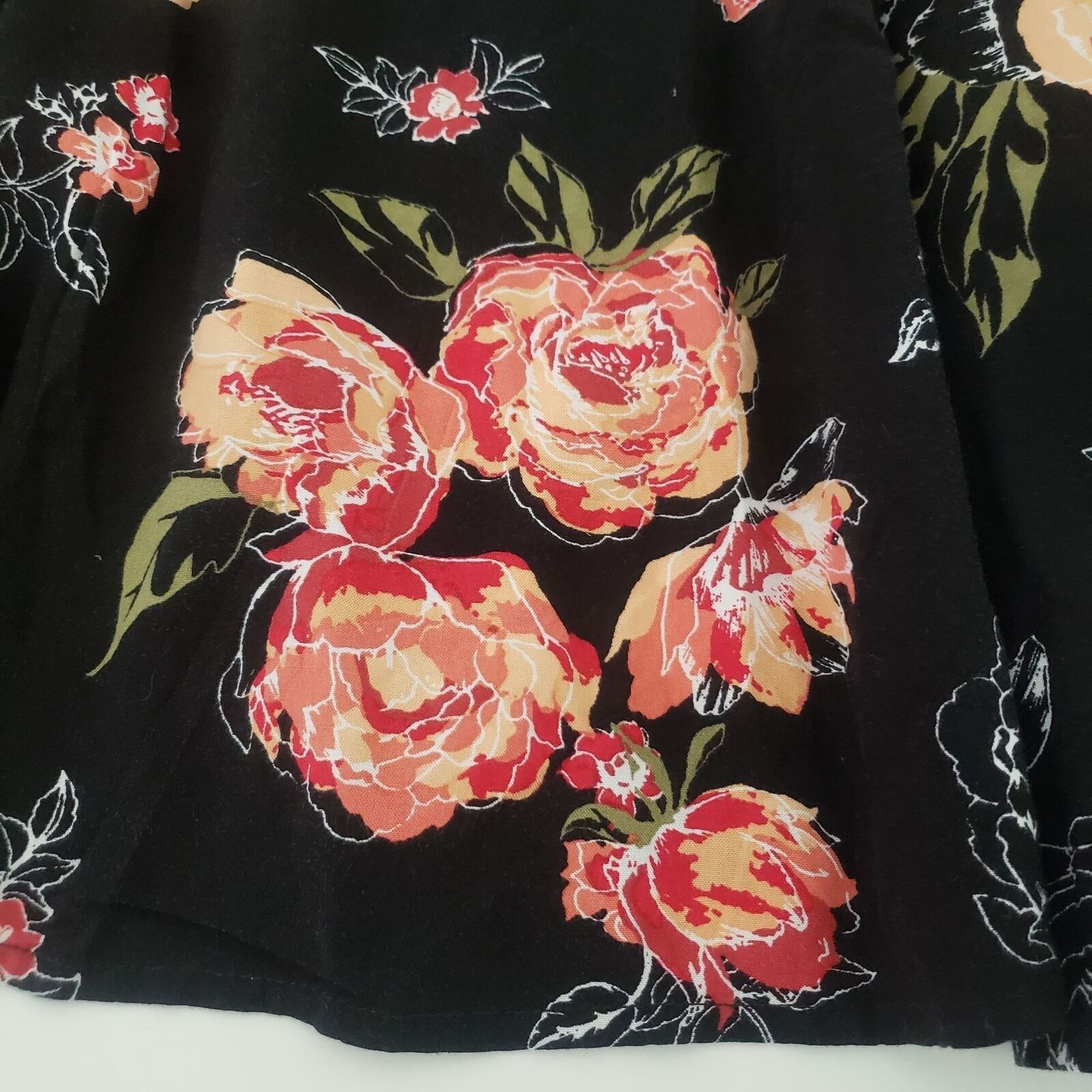 Torrid Torrid Floral Challis Hi Low Skirt Womens Plus Size 3X Black Size 30" / US 8 / IT 44 - 8 Thumbnail
