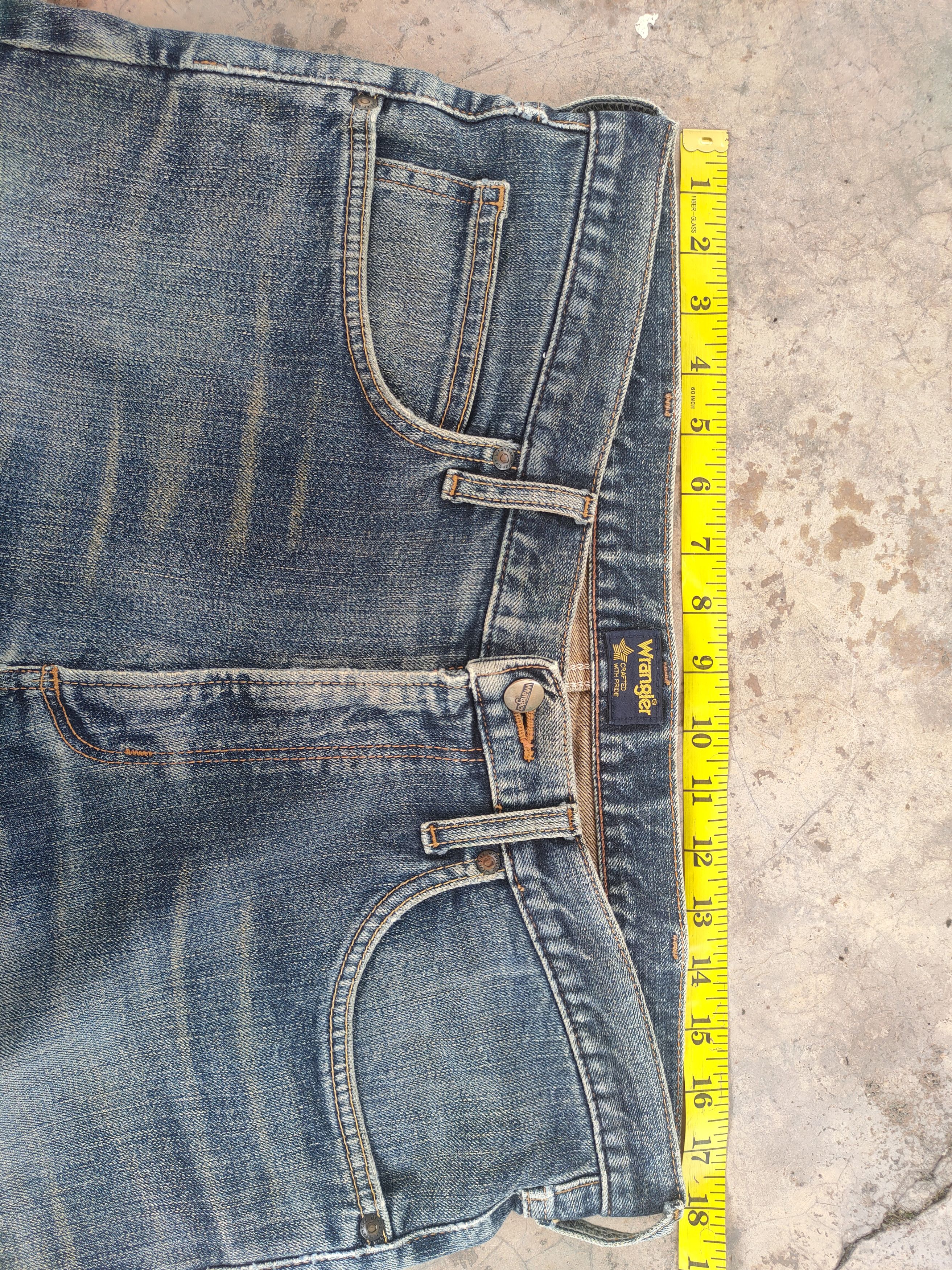 Wrangler W36 Vtg wrangler Faded distressed jeans denim pants Size US 35 - 6 Thumbnail