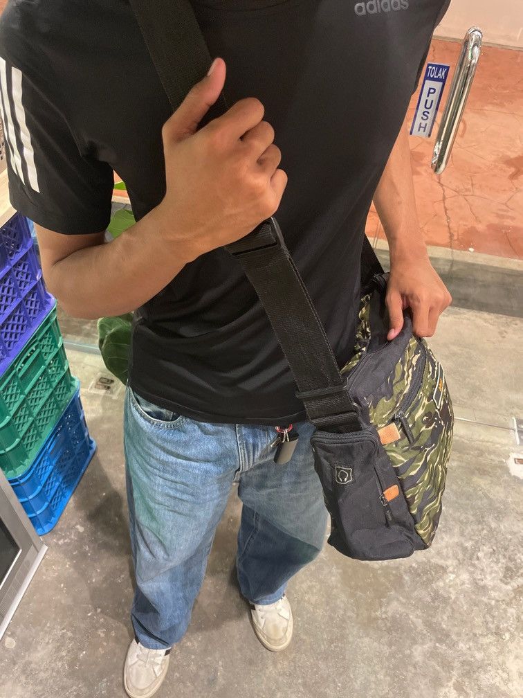 Japanese Brand Dj Honda camo sling bag Size ONE SIZE - 7 Thumbnail