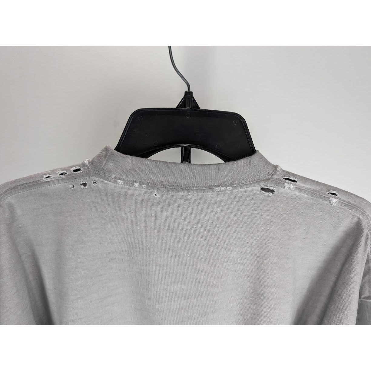 Balenciaga o1rshd1 Long Sleeve T-Shirt in Gray Size US S / EU 44-46 / 1 - 13 Thumbnail