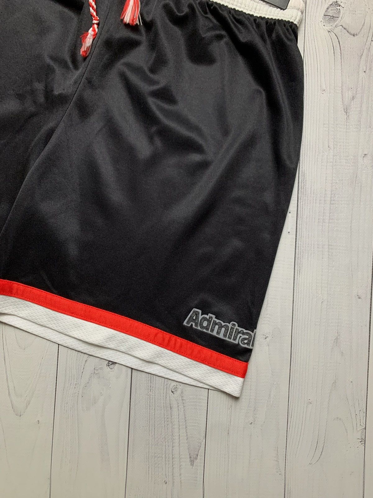 Vintage Vintage Barnsley Admiral soccer shorts size M retro black Size US 32 / EU 48 - 2 Thumbnail