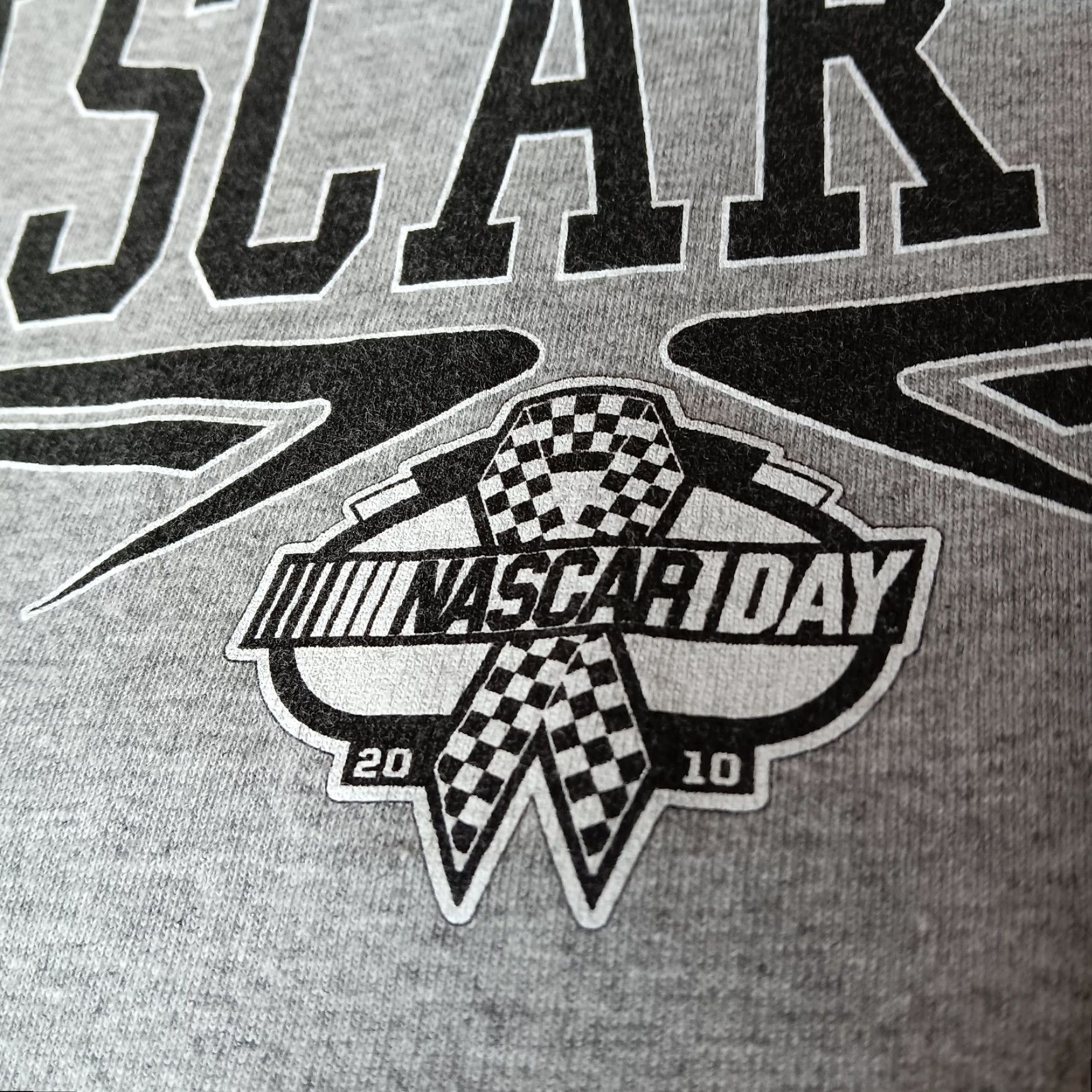 Anvil NASCAR Day 2010 Shirt XL Gray Men's T-Shirt Racing Graphic NASCAR Day 2010 Shirt Men XL Gray Anvil Cotton Blend Short Sleeve Crew Neck Size US XL / EU 56 / 4 - 4 Thumbnail