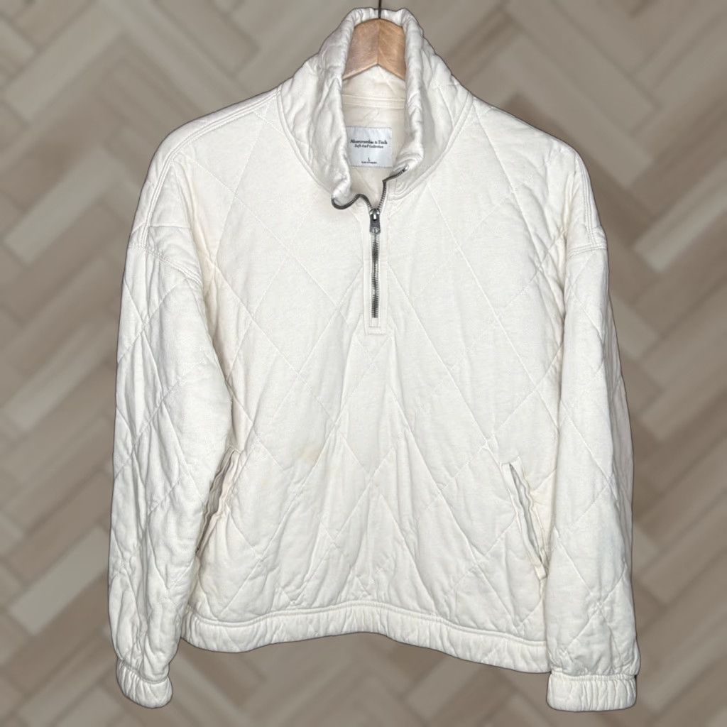 Abercrombie & Fitch Abercrombie & Fitch Sweatshirt Womens Large Beige Quilted 1/4 Zip Pullover Knit Mock Neck Casual Size L / US 10 / IT 46 - 1 Thumbnail