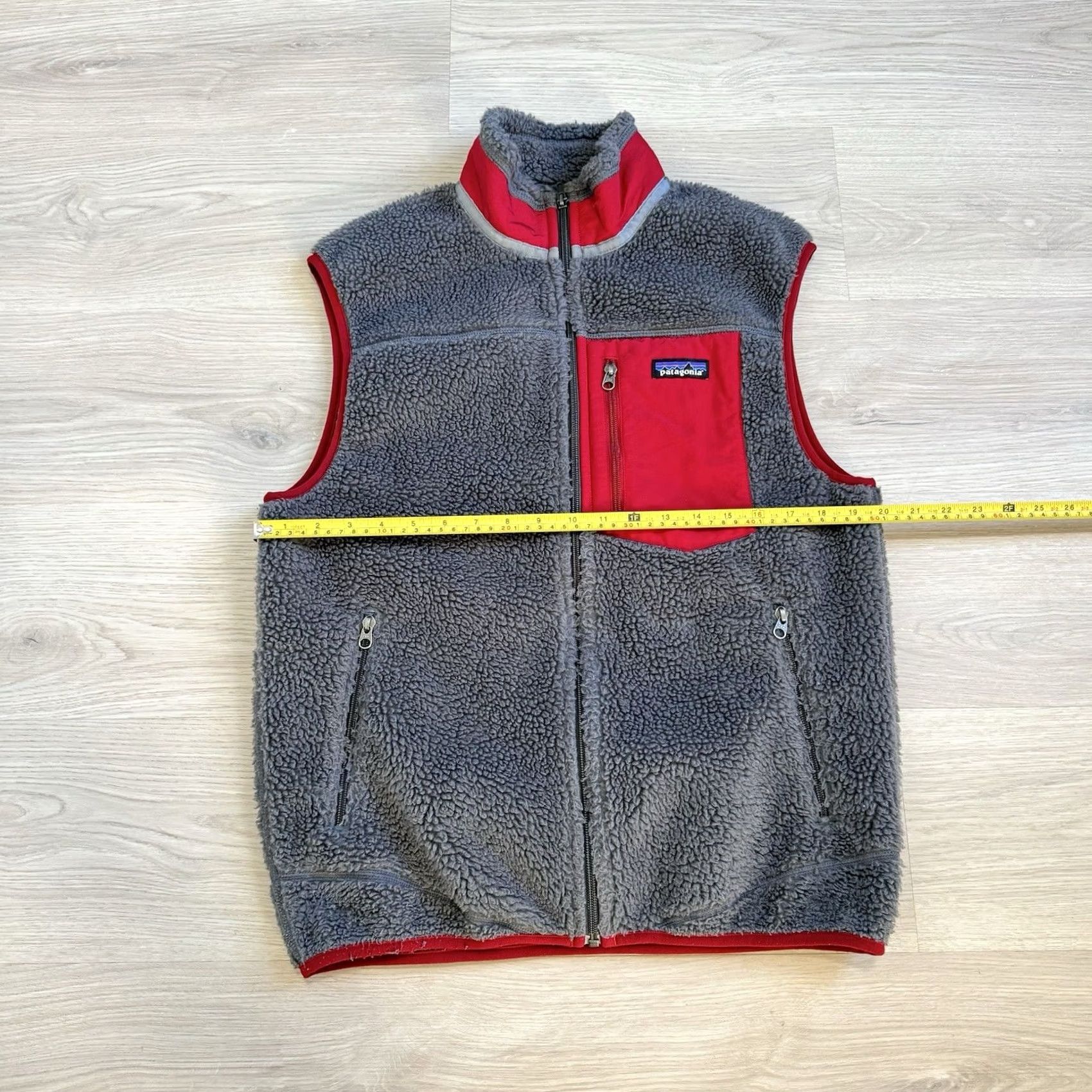 Patagonia Patagonia Vest M Classic Retro-X Fleece Full Zip Gray Red Windbreaker/Logo Knit Mid-Length, Regular Fit, Men Size US M / EU 48-50 / 2 - 5 Thumbnail