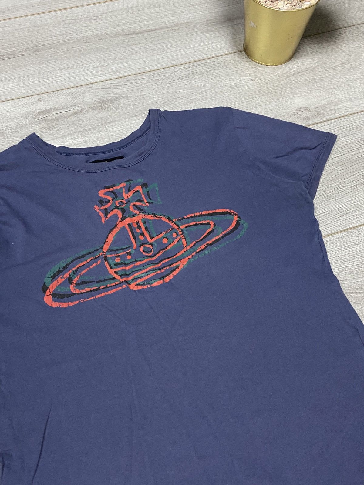 Vivienne Westwood Vivienne Westwood vintage big ORB t-shirt designer Size US L / EU 52-54 / 3 - 2 Thumbnail