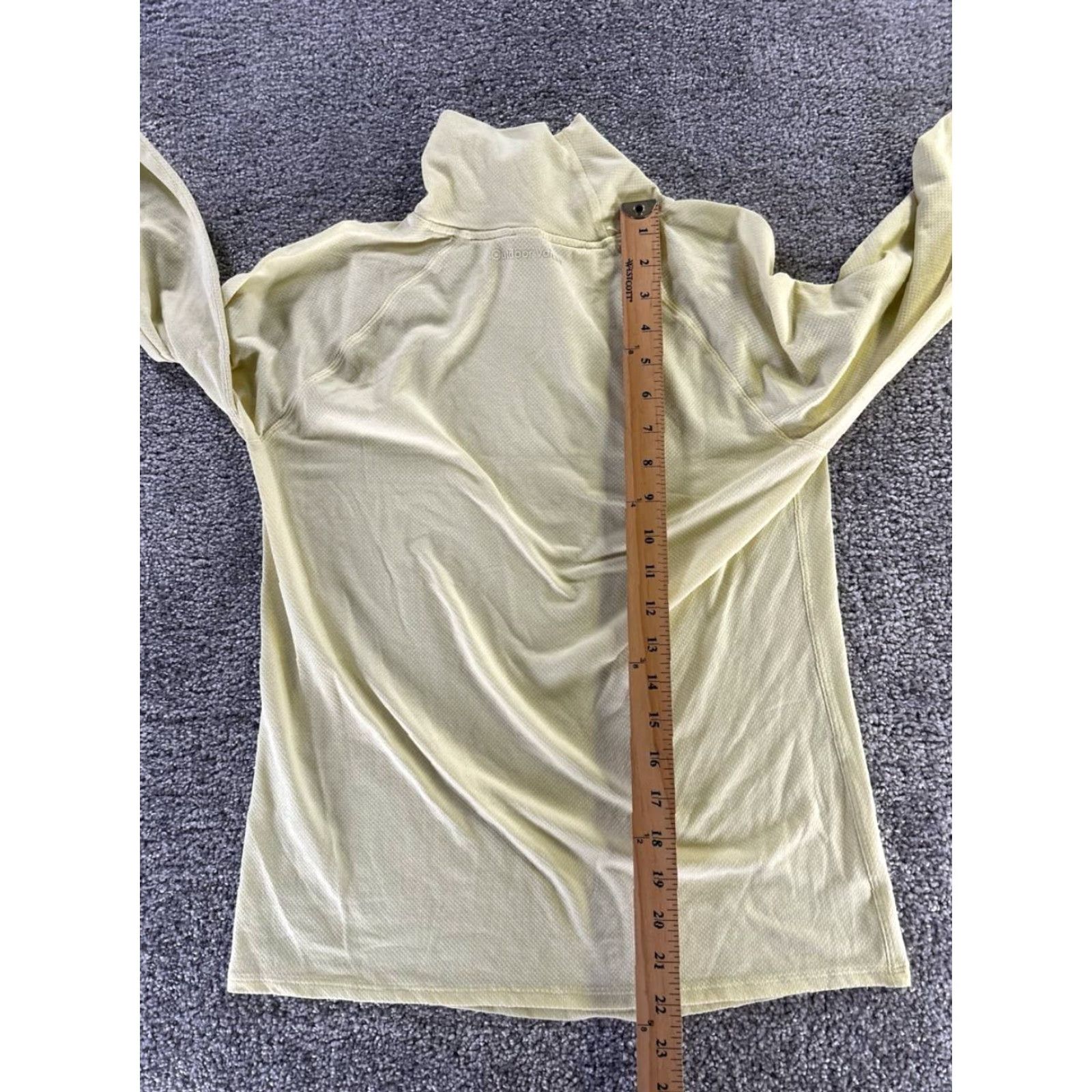 Outdoor Voices Outdoor Voices Shirt Womens Medium Yellow Running Turtleneck Size M / US 6-8 / IT 42-44 - 7 Thumbnail