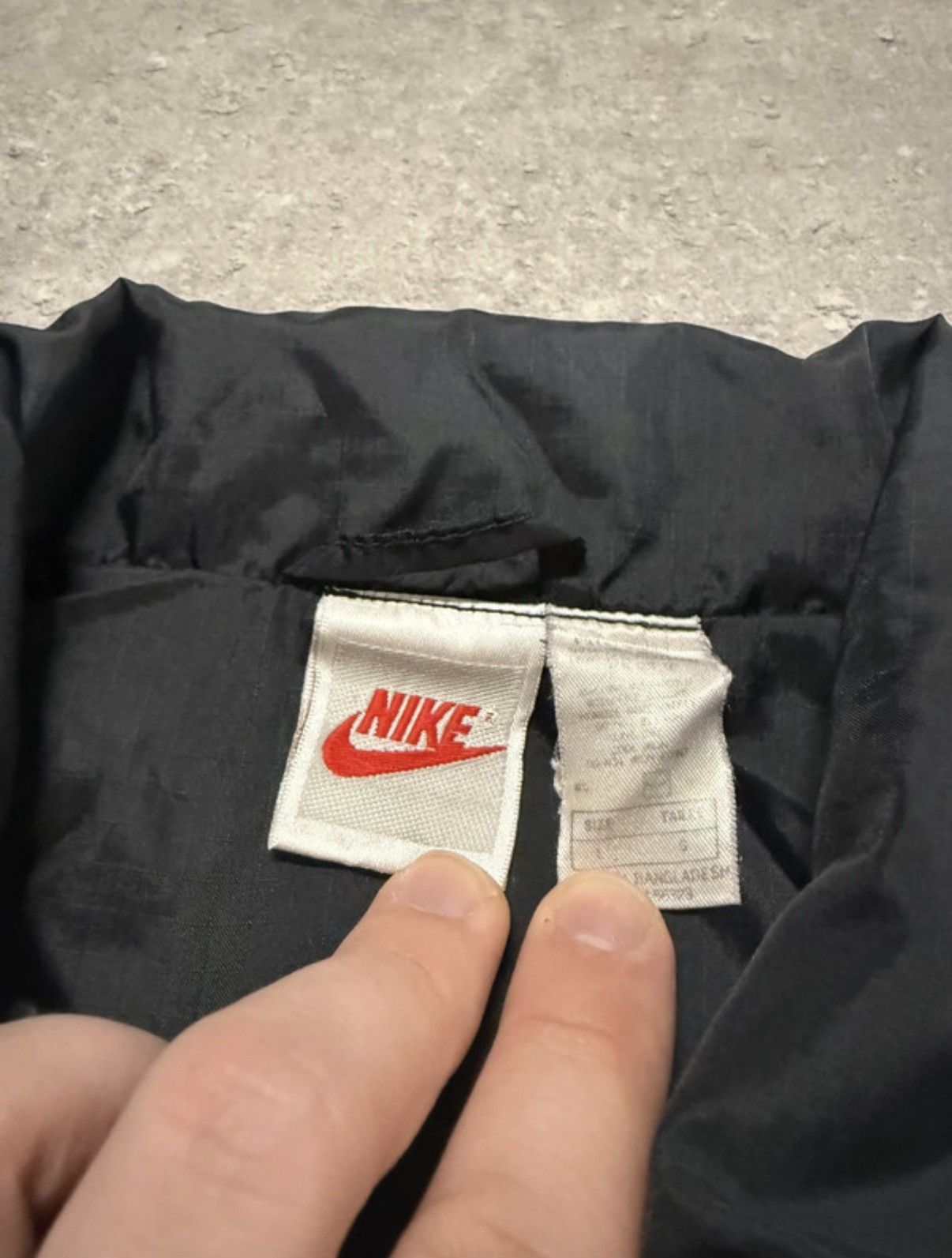Nike Nike 90s full print light jacket boxy bomber fit Size US L / EU 52-54 / 3 - 5 Thumbnail