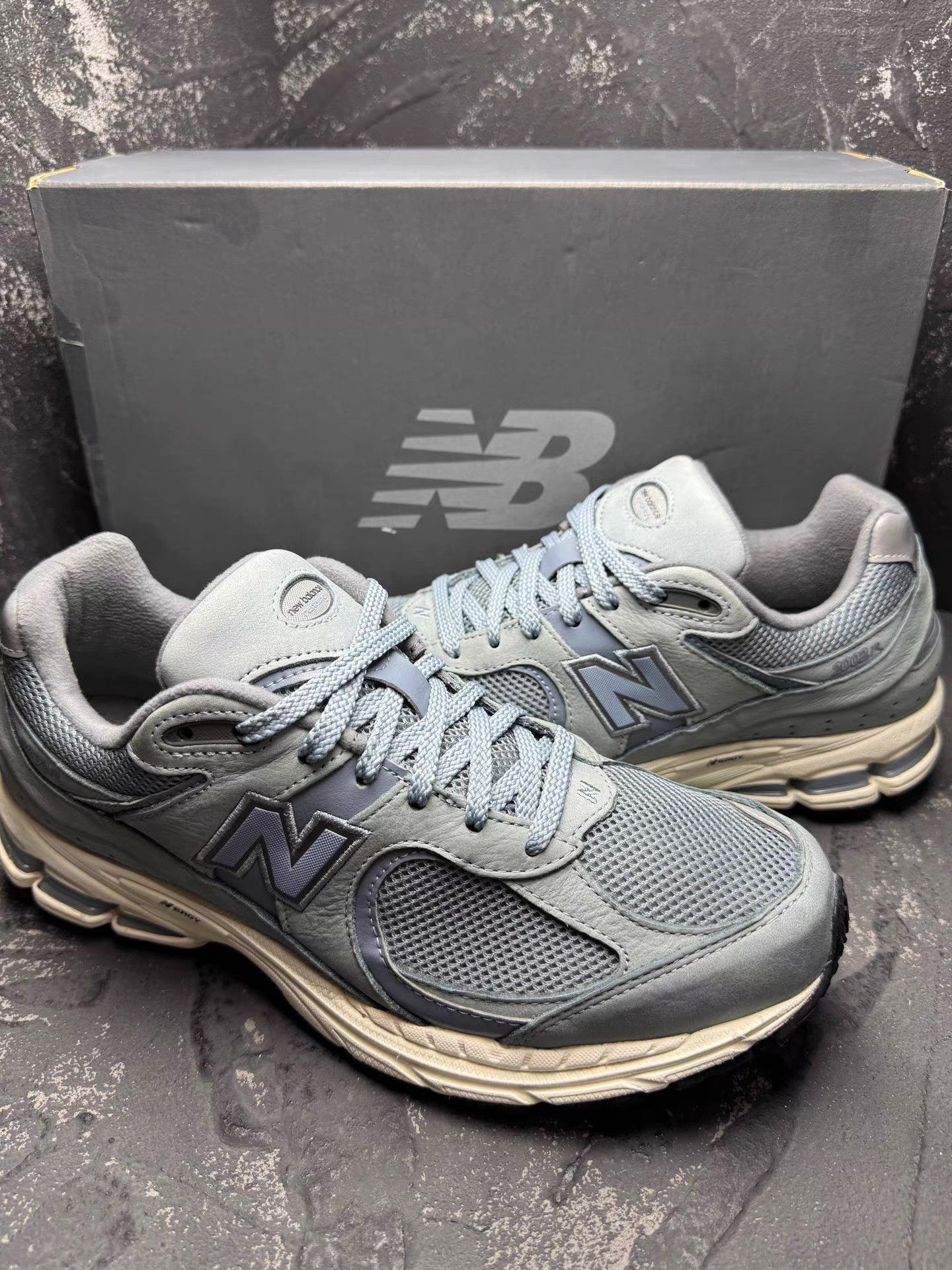 New Balance New Balance 2002R Haze Blue Q10 Size US 10 / EU 43 - 3 Thumbnail