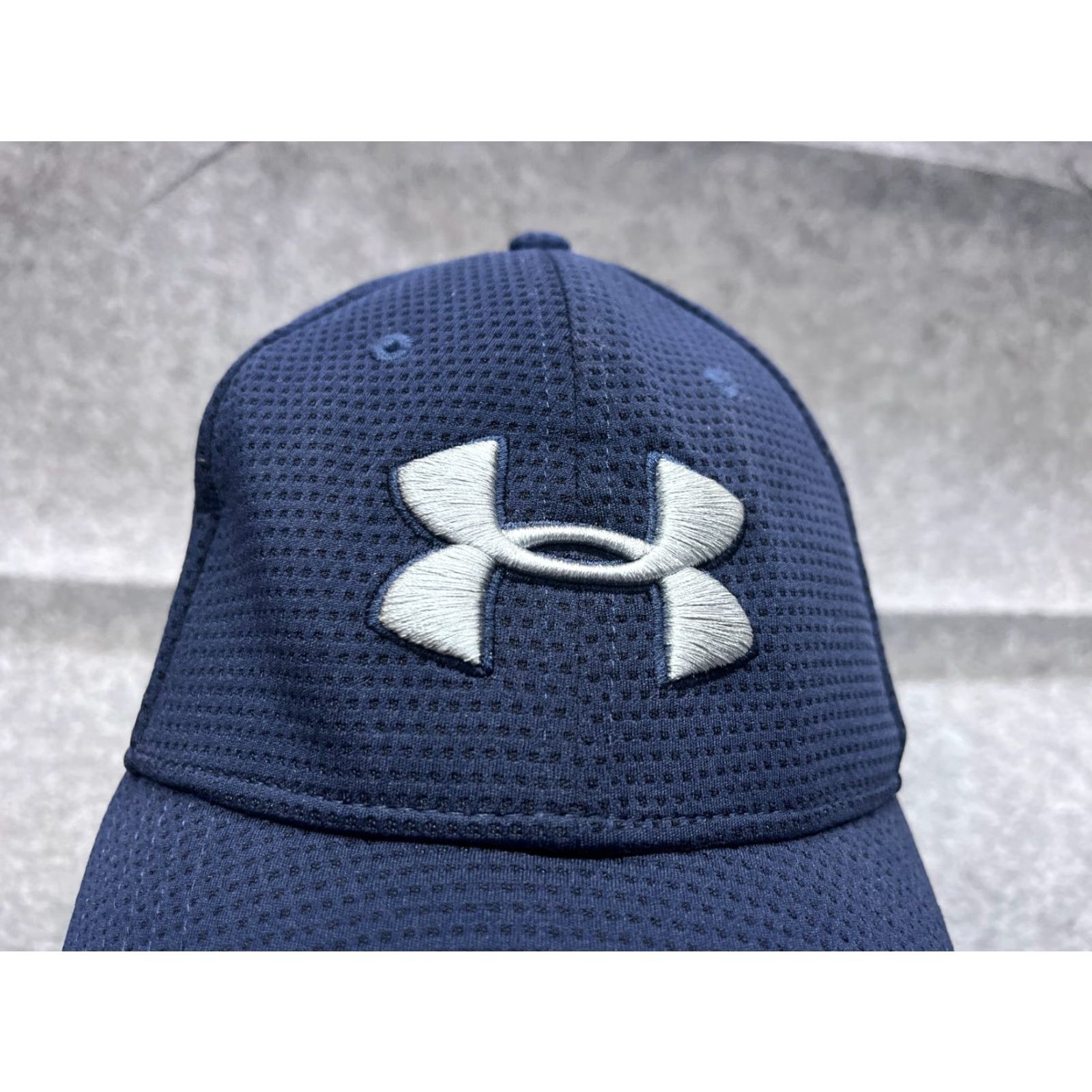 Under Armour Under Armour Hat Cap Fitted Adult Large Blue 100% Polyester Run Hike Gym Baseball Cap Unisex Adults Adjustable Lightweight Velcro Strap Sports Outdoor Size ONE SIZE - 2 Thumbnail
