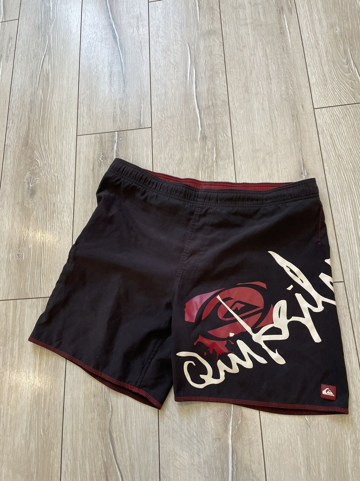 Quiksilver × Vintage Rare Vintage Quiksilver Big Logo Shorts Y2K Surfing Size US 32 / EU 48 - 1 Thumbnail