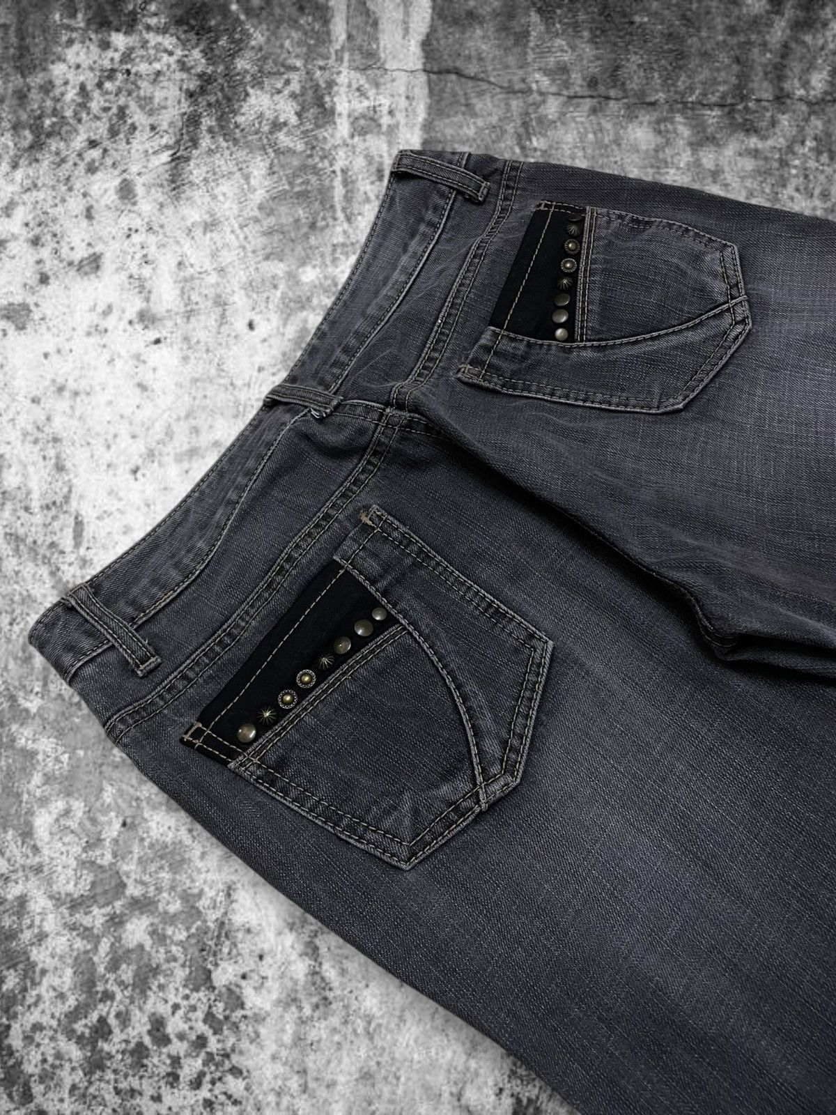 Tornado Mart Vintage Japan 90’s Ekdutin Flared Historical Studded Jeans Size US 28 / EU 44 - 14 Thumbnail