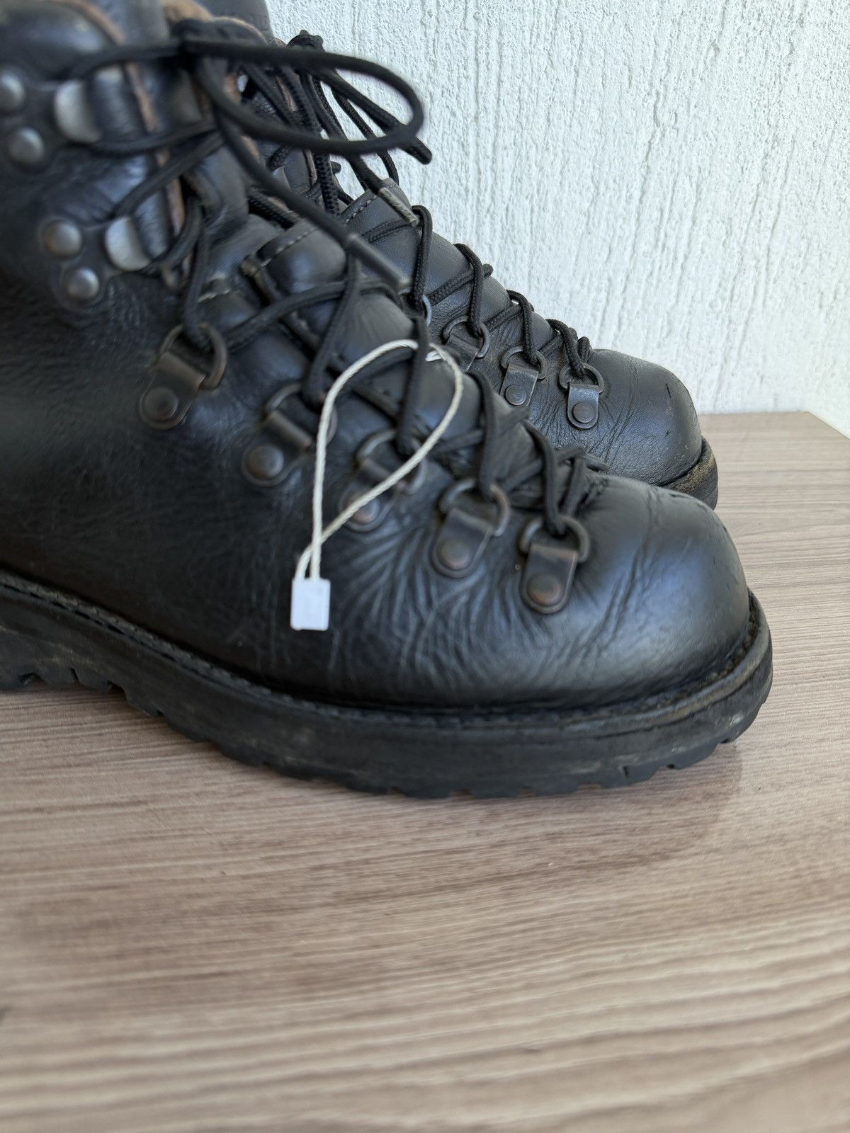 Danner Vintage danner mountain light boots Size US 6.5 / EU 39-40 - 7 Thumbnail