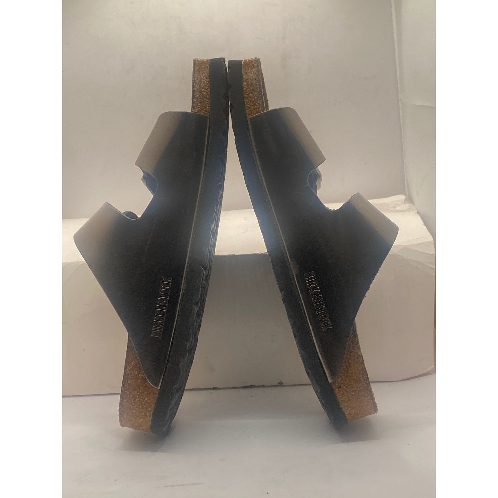 Birkenstock Birkenstock Arizona Sandal -EU 39/ 8.5 Metallic Anthracite Size US 8.5 / IT 38.5 - 6 Thumbnail