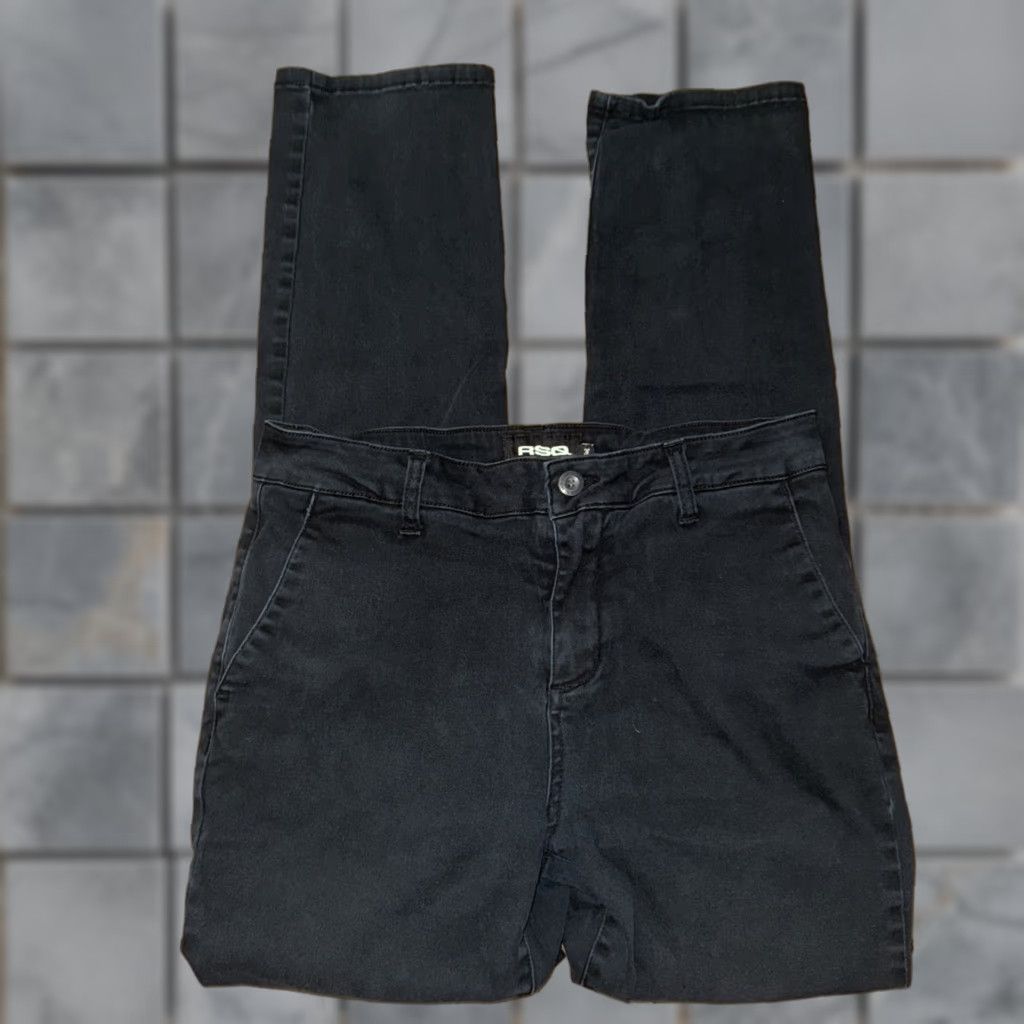 Rsq RSQ Slim Straight Chino Pants Black 30x32 Men Pants Slim Straight Black 30 32 Mens Size US 30 / EU 46 - 1 Thumbnail