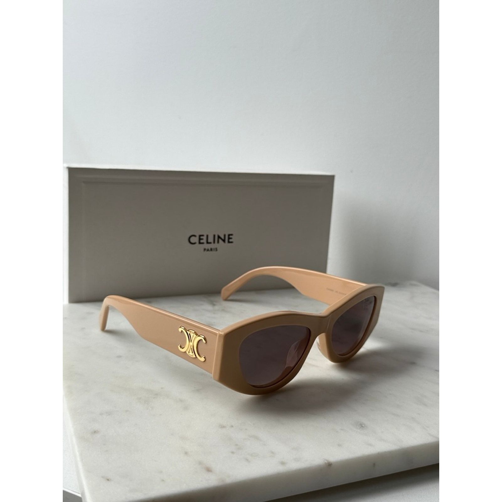 Celine NEW Celine CL40308U Triomphe Cat Eye Nude Sunglasses Size ONE SIZE - 3 Thumbnail