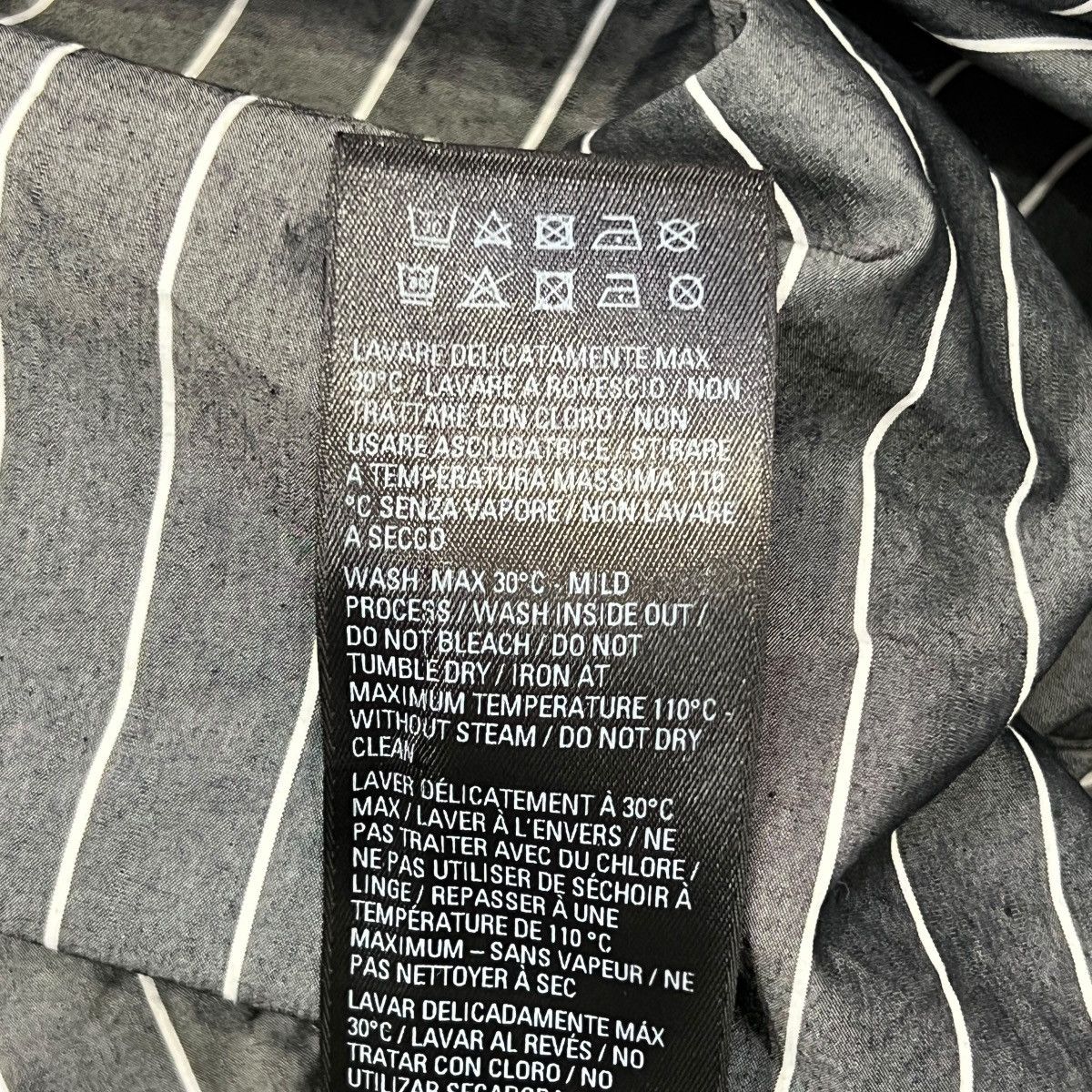 Balenciaga BALENCIAGA 2022 Spring Demna BB Corp Twisted Swing Shirt Size US XXS / EU 40 - 7 Thumbnail