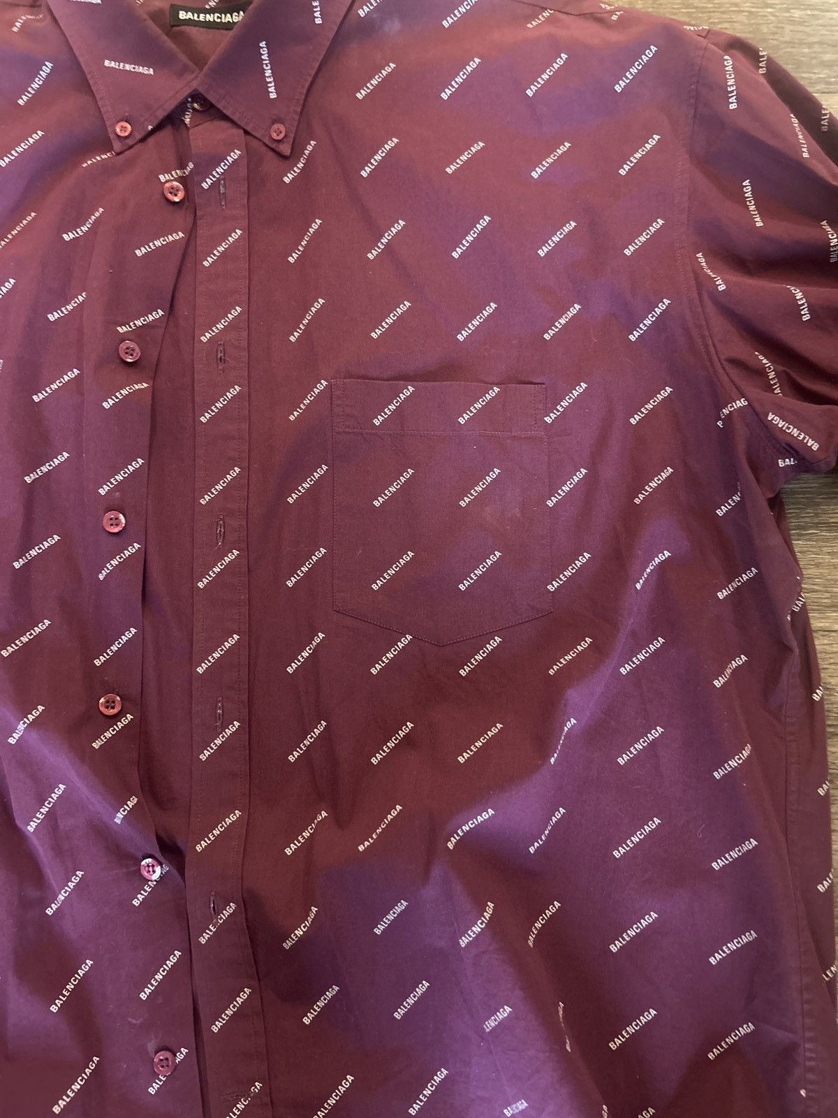 Balenciaga Balenciaga All-Over Logo Button-Up Shirt (Burgundy) Size US XXL / EU 58 / 5 - 3 Thumbnail