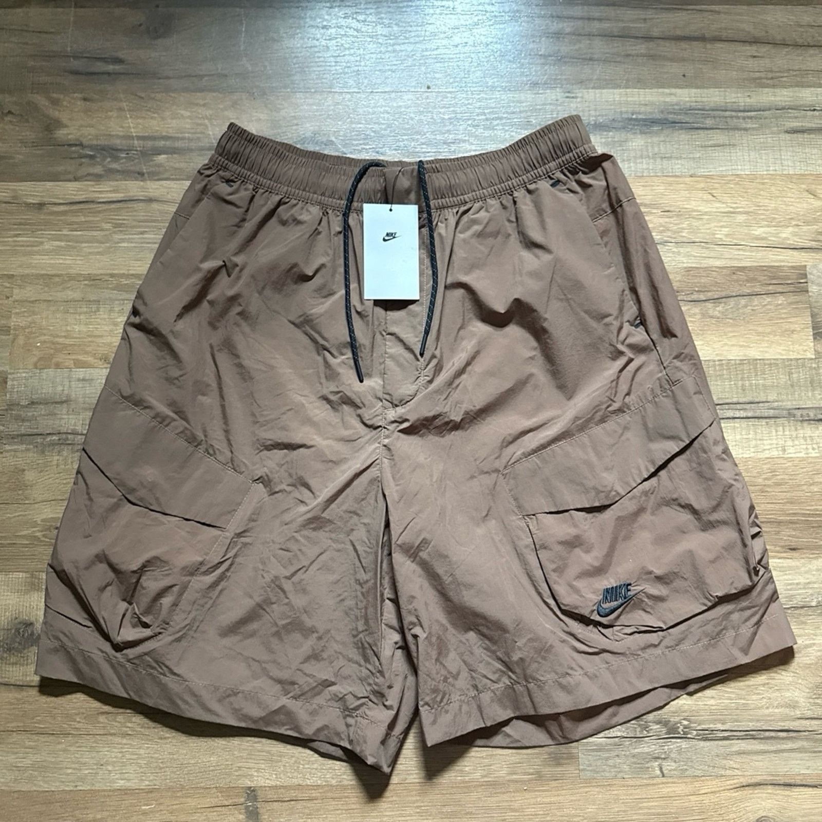 Nike Nike Tech Essentials Woven Unlined Utility Cargo Shorts Size US 30 / EU 46 - 1 Thumbnail