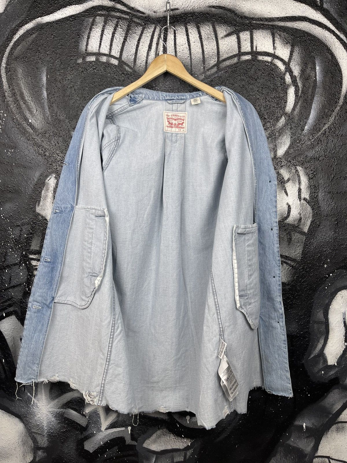 Levi's Vintage Clothing Levi’s Washed Blue Denim Long Coat Women’s Jacket Size XS Size XS / US 0-2 / IT 36-38 - 5 Thumbnail