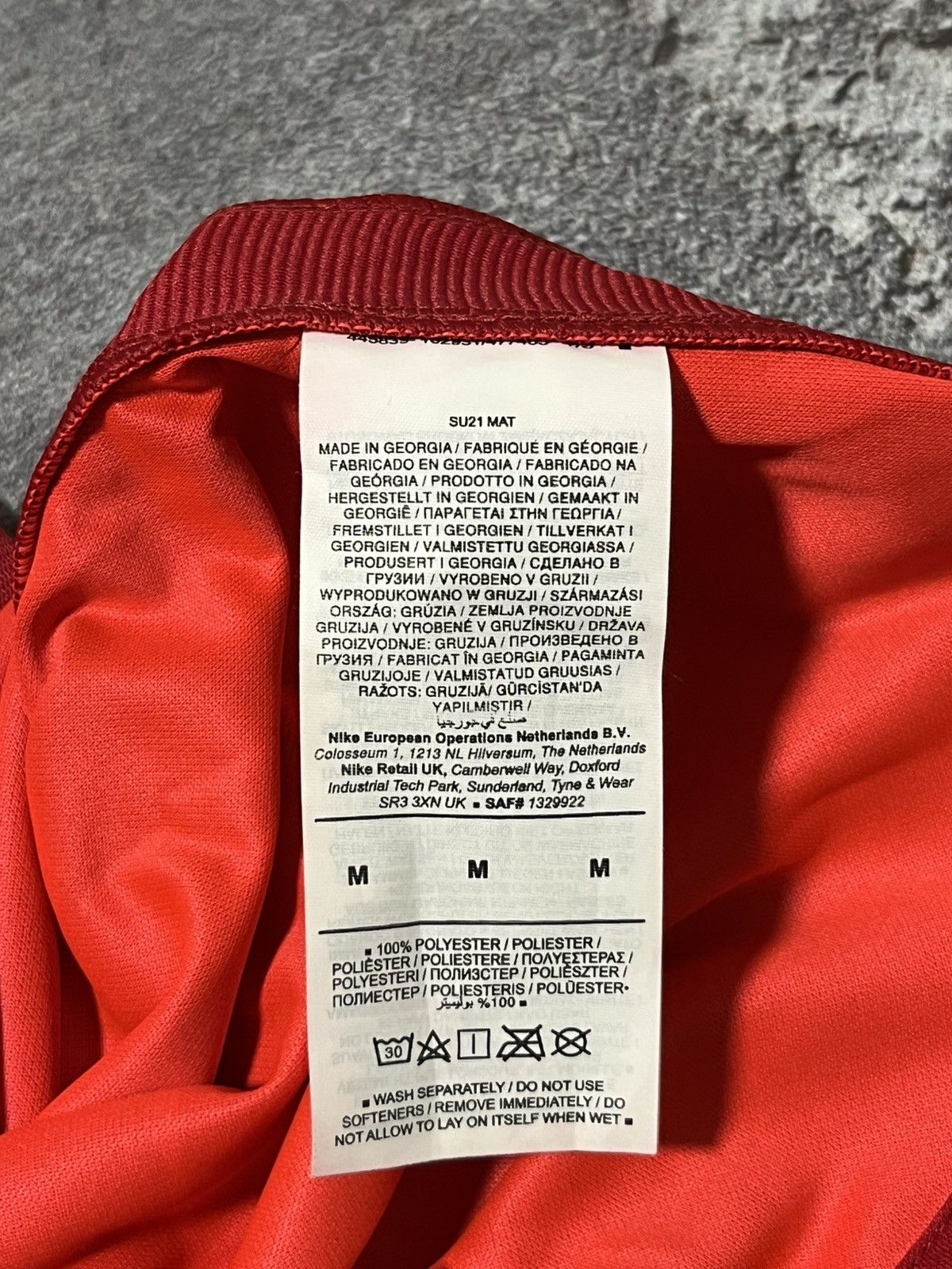 Nike Nike Liverpool 2021-2022 Home Soccer Jersey Shirt Size US M / EU 48-50 / 2 - 7 Thumbnail