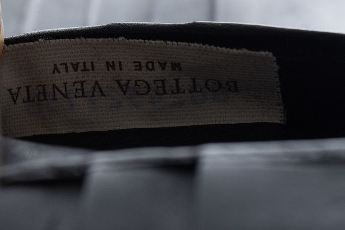 Bottega Veneta Bottega Veneta, intrecciato leather wallet in black Size ONE SIZE - 7 Thumbnail