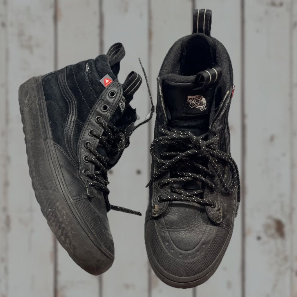VANS Sk8-Hi Mte BLACK HYDROGUARD 360 High Tops Unisex 7.5 Men’s 9 Women’s Sneaker High Top Rubber Suede All Black 40 Euro Vintage No