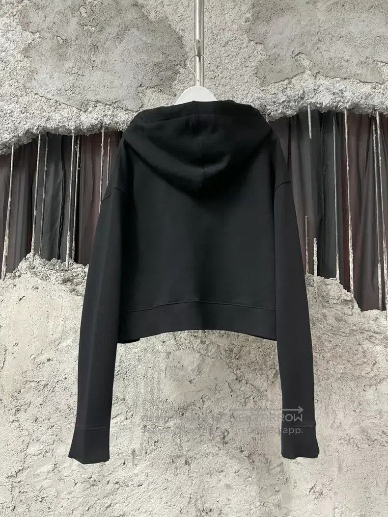 Miu Miu Miu Miu Size s Zipper logo sweater jacket coat Size S / US 4 / IT 40 - 2 Thumbnail