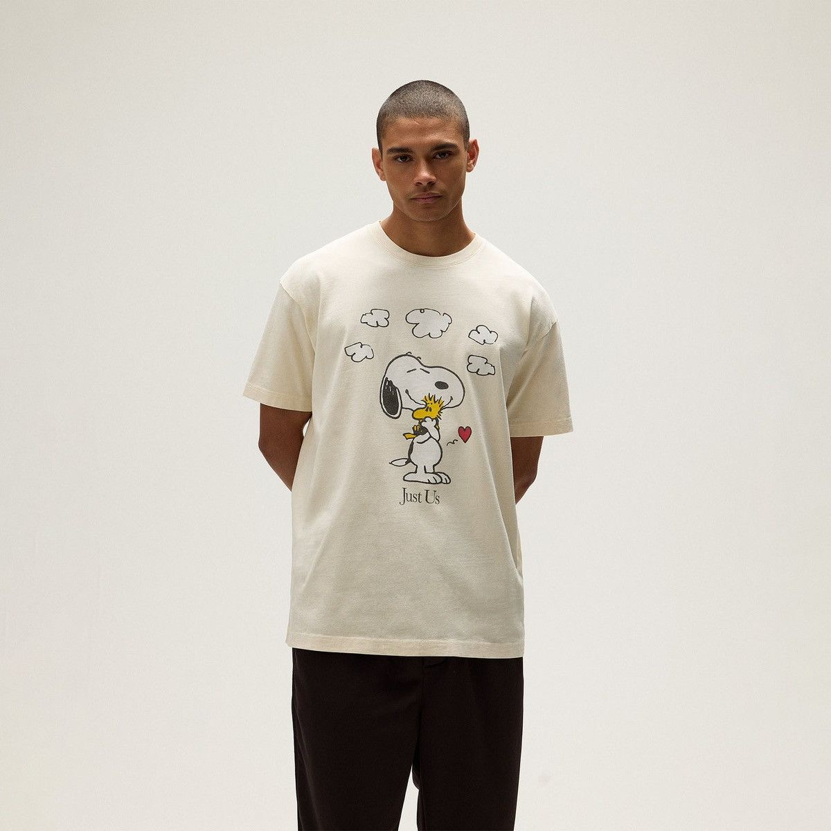 Kith × Peanuts Kith for Peanuts Snoopy Just Us Tee Sandrift T-Shirt Sz XXL Size US XXL / EU 58 / 5 - 3 Thumbnail