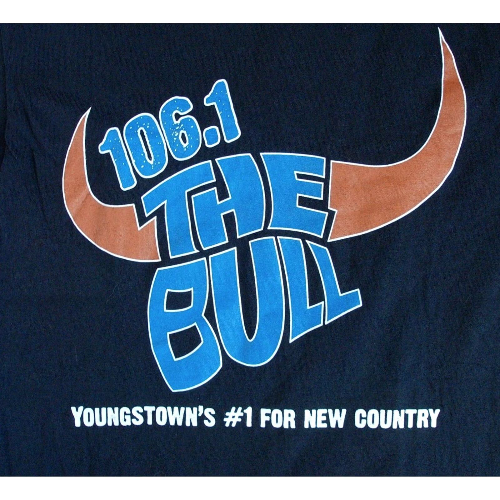 Gildan THE BULL Country Radio t Shirt Adult SM Youngstown Ohio 106.1 MUSIC ROCKABILLY Size US S / EU 44-46 / 1 - 3 Thumbnail